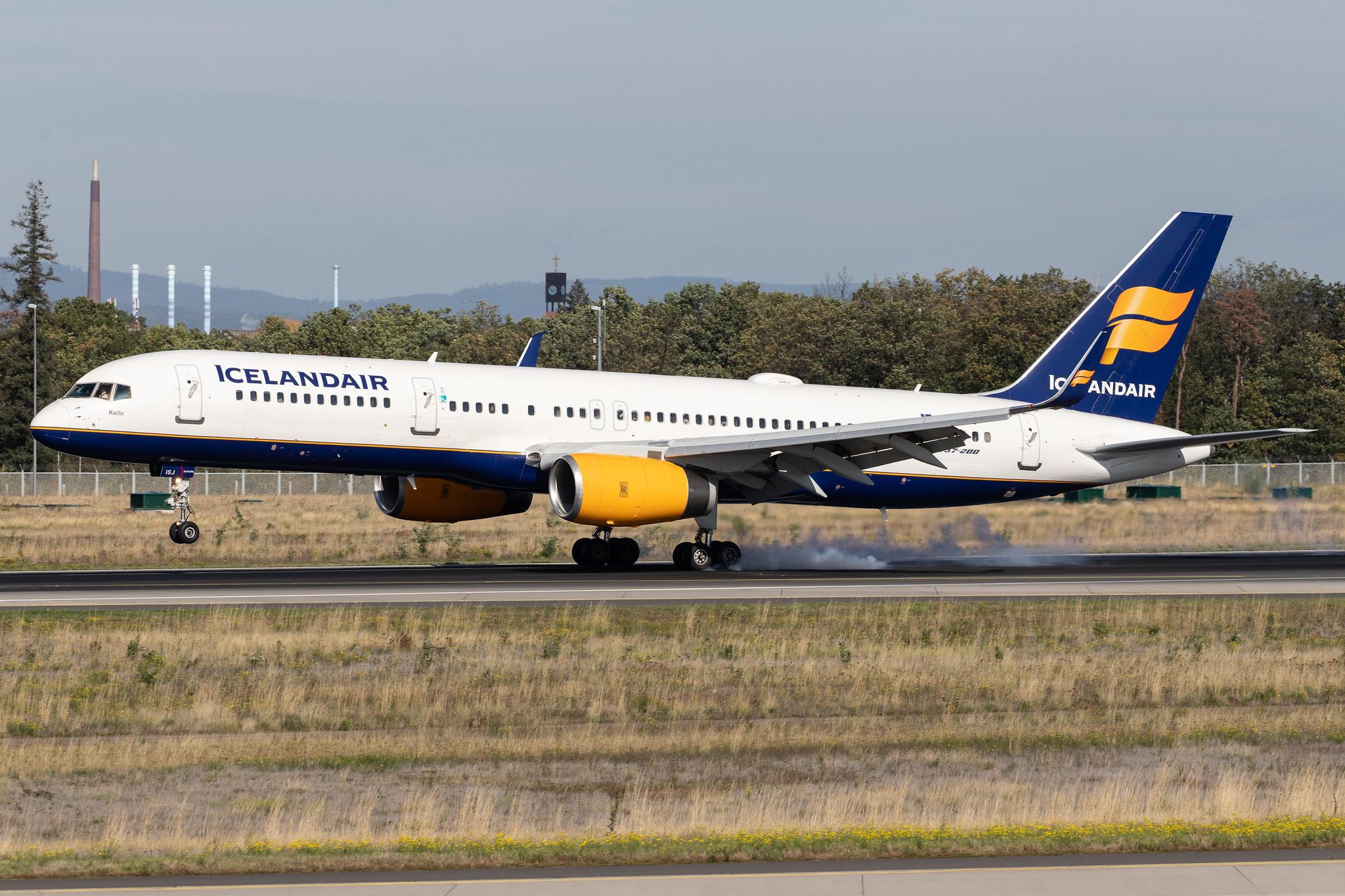 Frankfurt Airport: Icelandair (FI / ICE) |  Boeing 757-256 B752 | TF-ISJ | MSN 26249