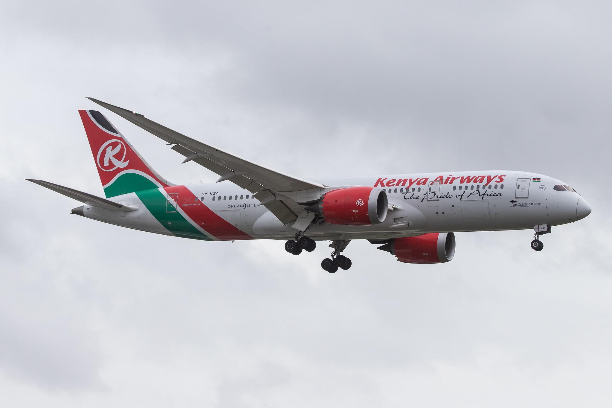 London Heathrow Airport: Kenya Airways (KQ / KQA) |  Boeing 787-8 Dreamliner B788 | 5Y-KZA | MSN 35510