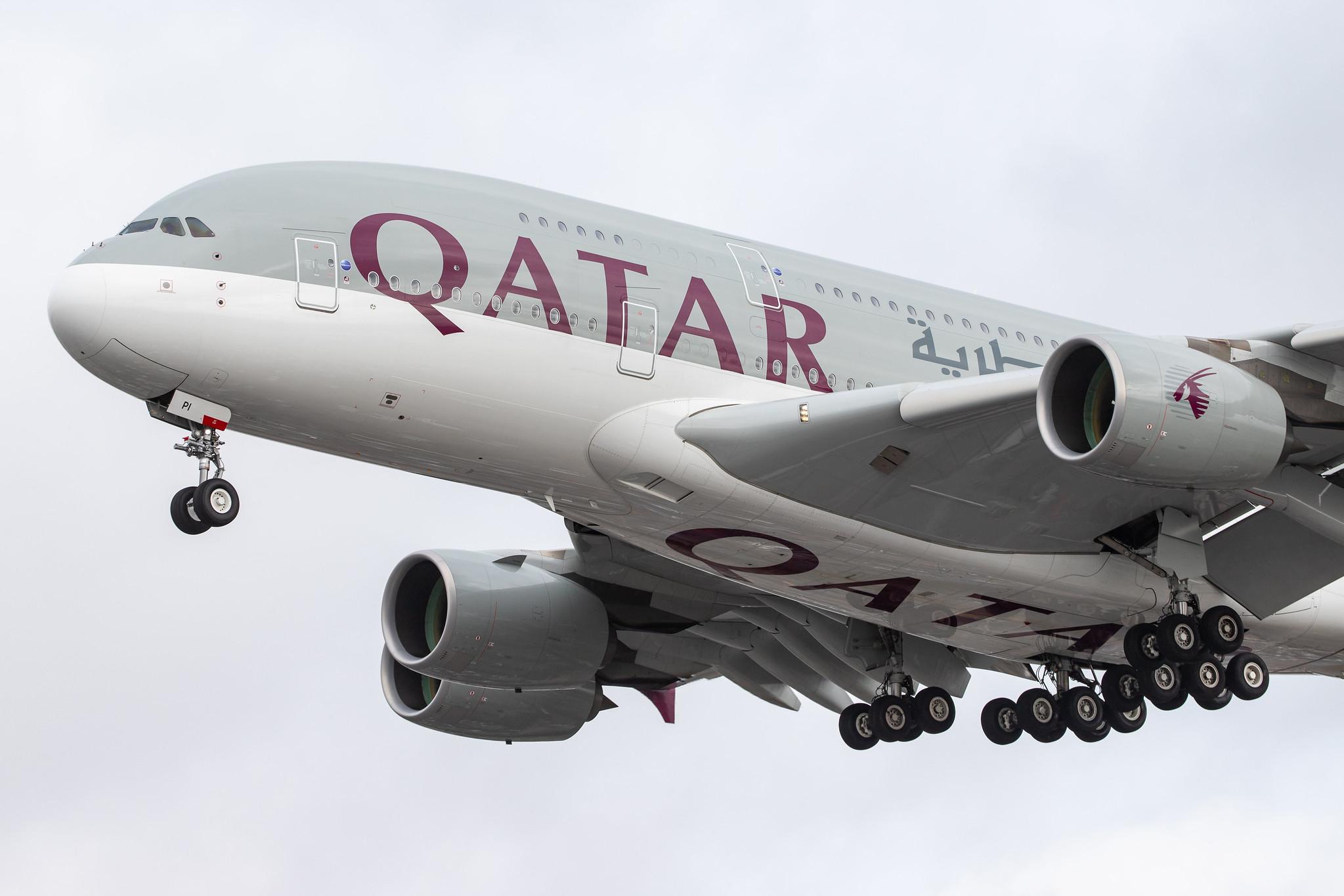 London Heathrow Airport: Qatar Airways (QR / QTR) |  Airbus A380-861 A388 | A7-API | MSN 235