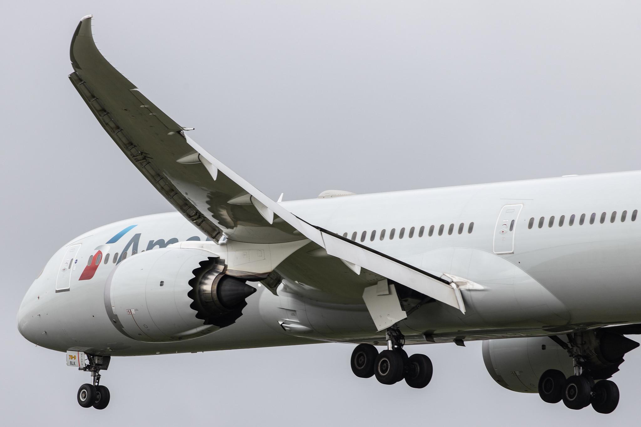 London Heathrow Airport: American Airlines (AA / AAL) |  Boeing 787-9 Dreamliner B789 | N829AN | MSN 40651