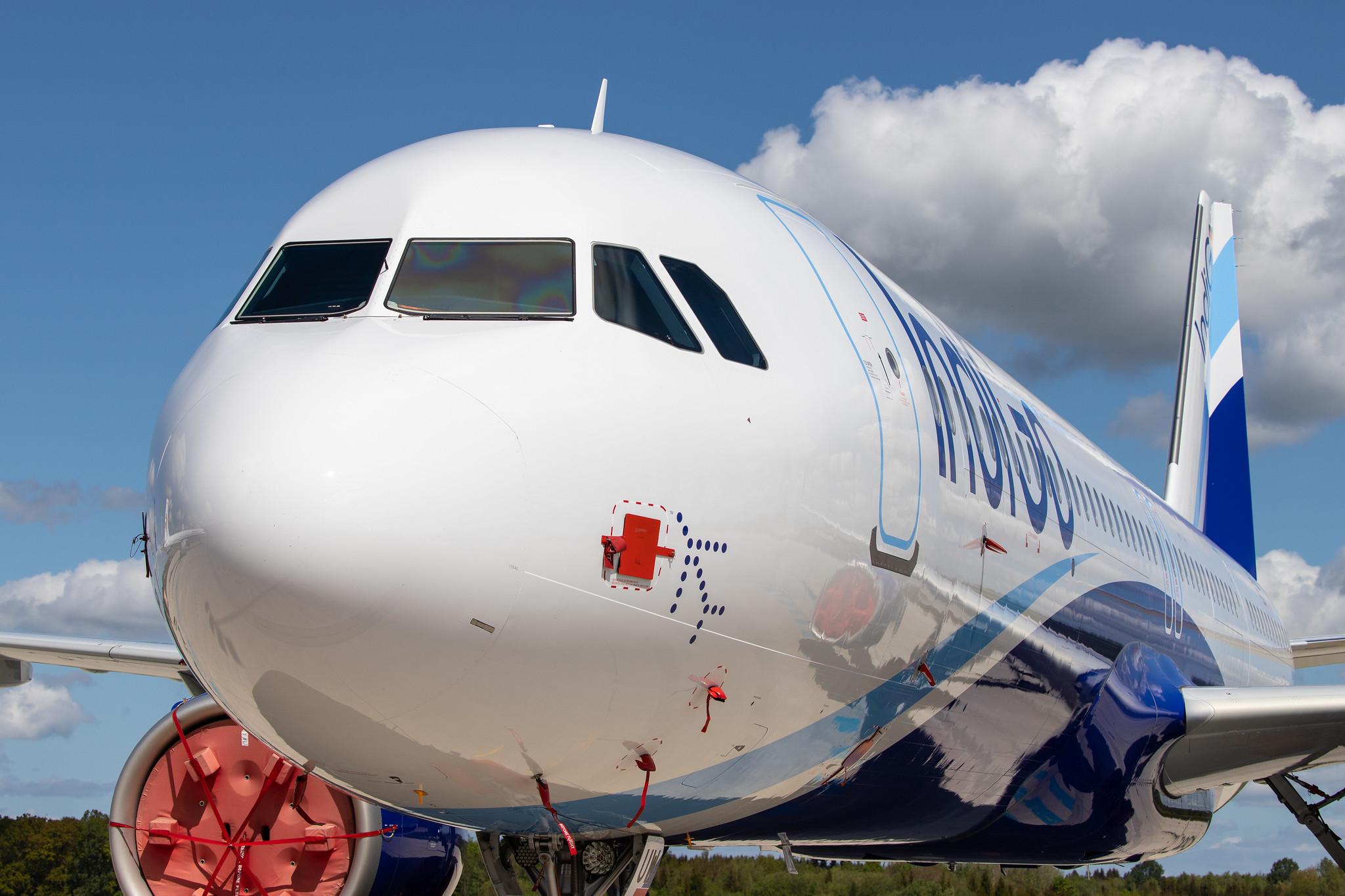 Flughafen Rostock-Laage: Flughafen Rostock-Laage: IndiGo (6E / IGO) |  Airbus A321-271NX A21N | D-AVZZ | MSN 9336