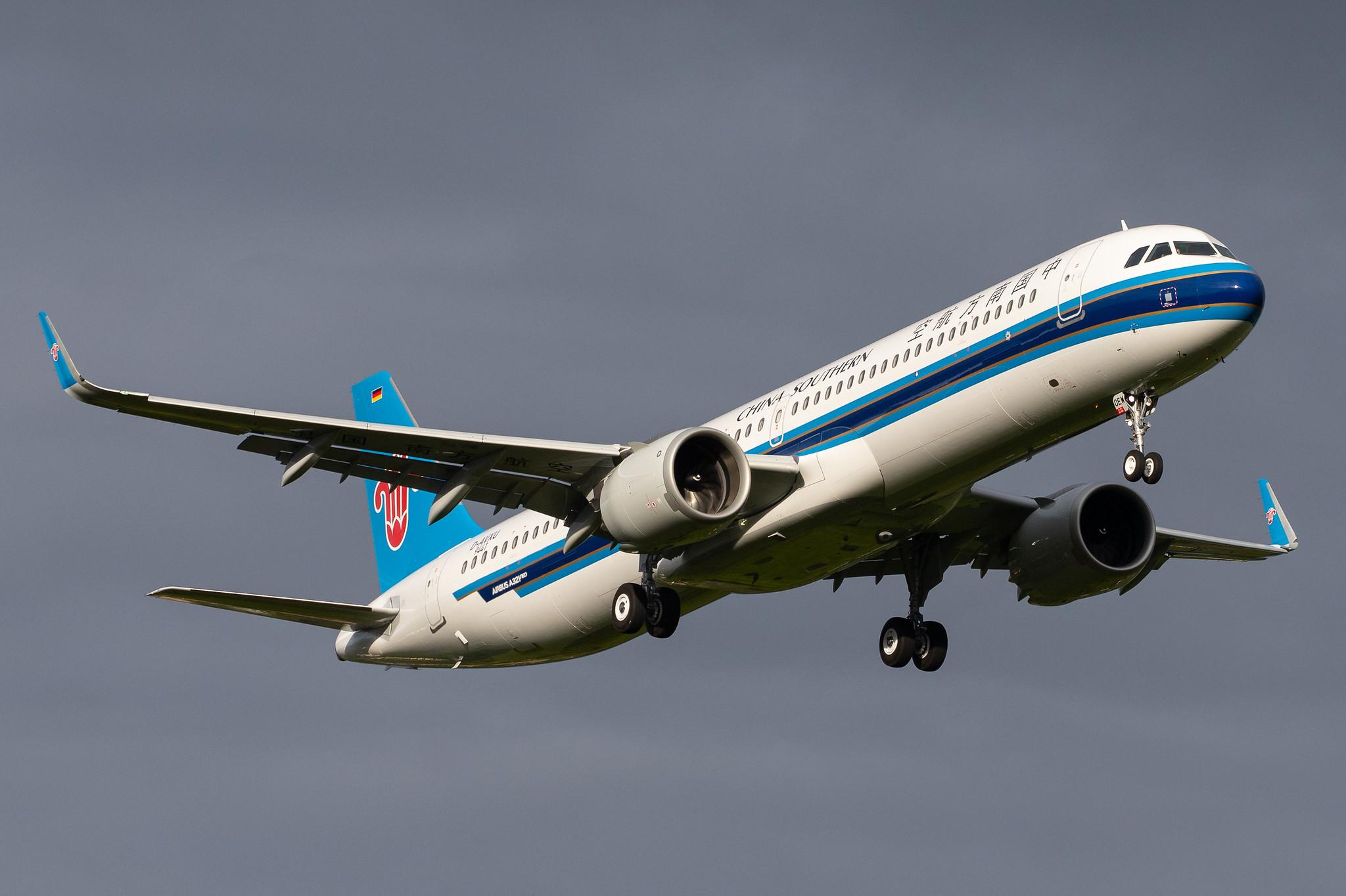 Hamburg Airport: China Southern Airlines  (CZ / CSN) |  Airbus A321-253NX A21N | D-AVXU | MSN 9441