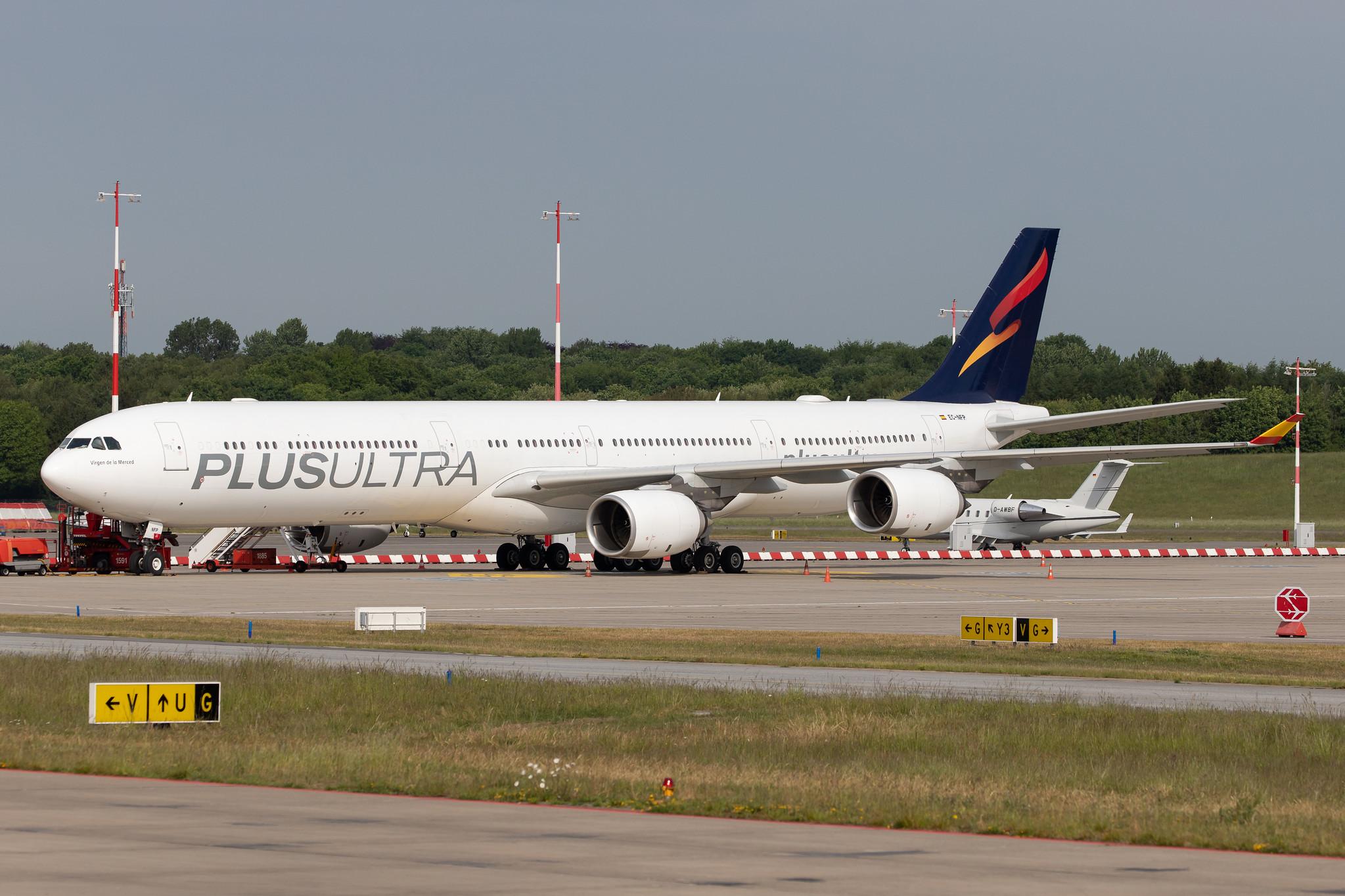 Hamburg Airport: Plus Ultra (PU / PUE) |  Airbus A340-642 A346 | EC-NFP | MSN 0933