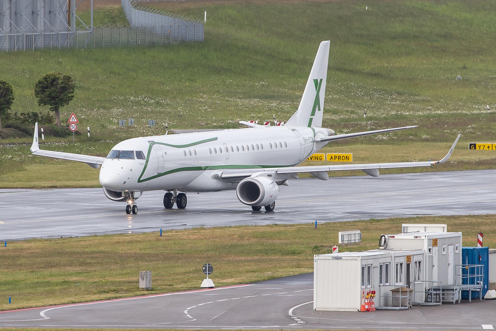 Hamburg Airport: Air X Charter (/ AXY) |  Embraer Lineage 1000 E190 | 9H-FCM | MSN 19000641