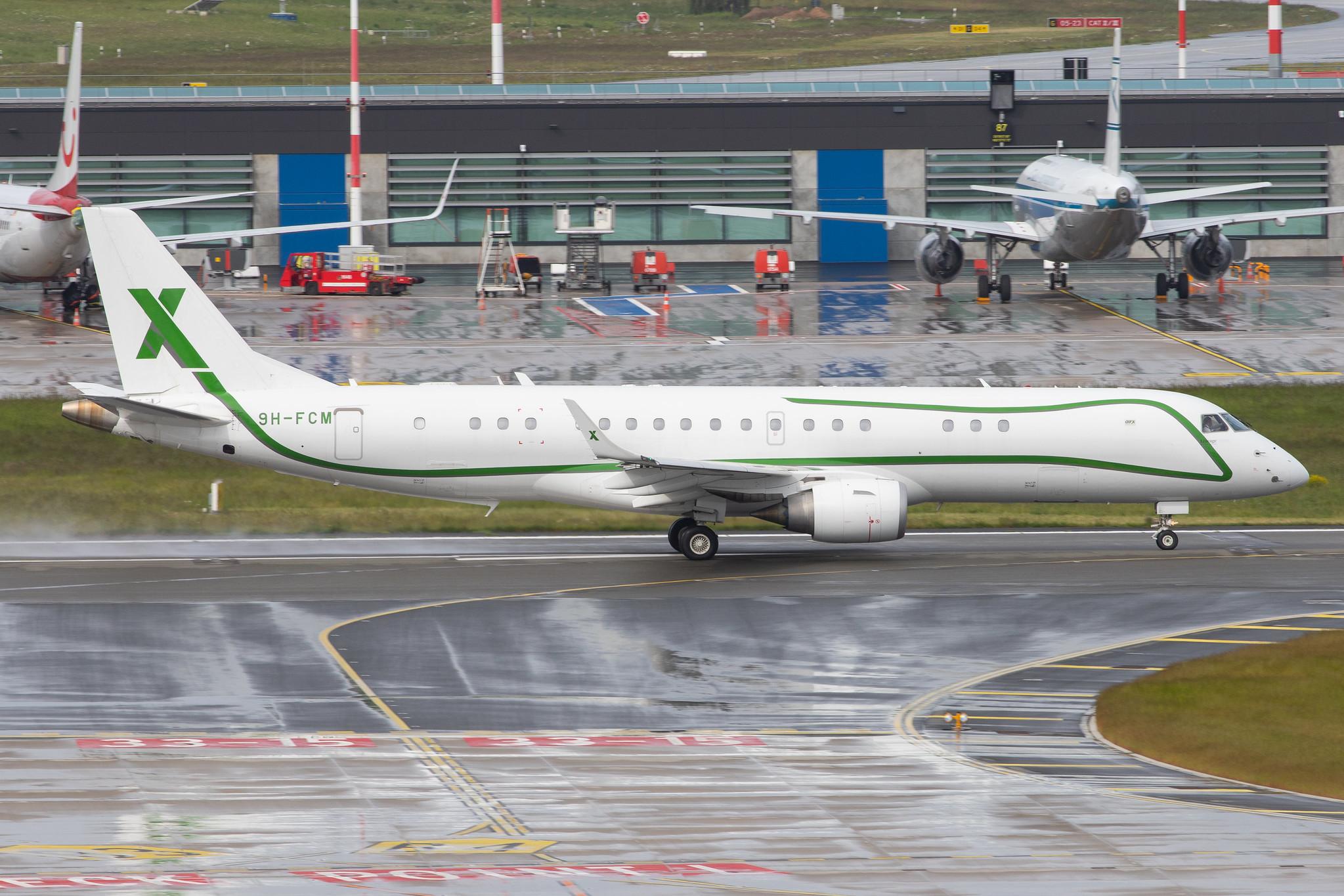 Hamburg Airport: Air X Charter (/ AXY) |  Embraer Lineage 1000 E190 | 9H-FCM | MSN 19000641