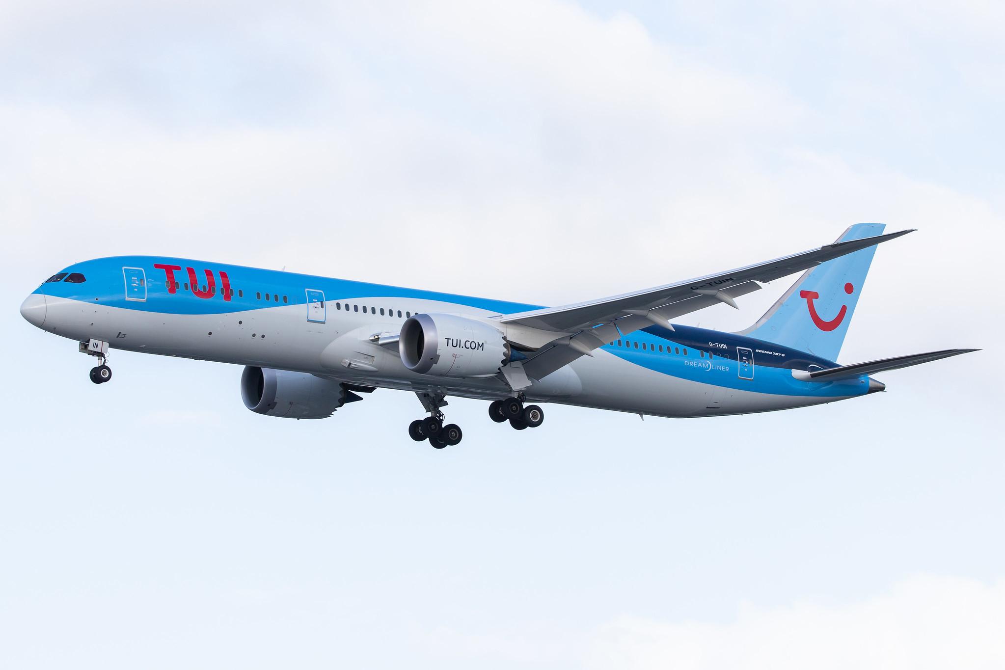 Hamburg Airport: TUI (X3 / TUI) | Operator: TUI Airways |  Boeing 787-9 Dreamliner B789 | G-TUIN | MSN 64293