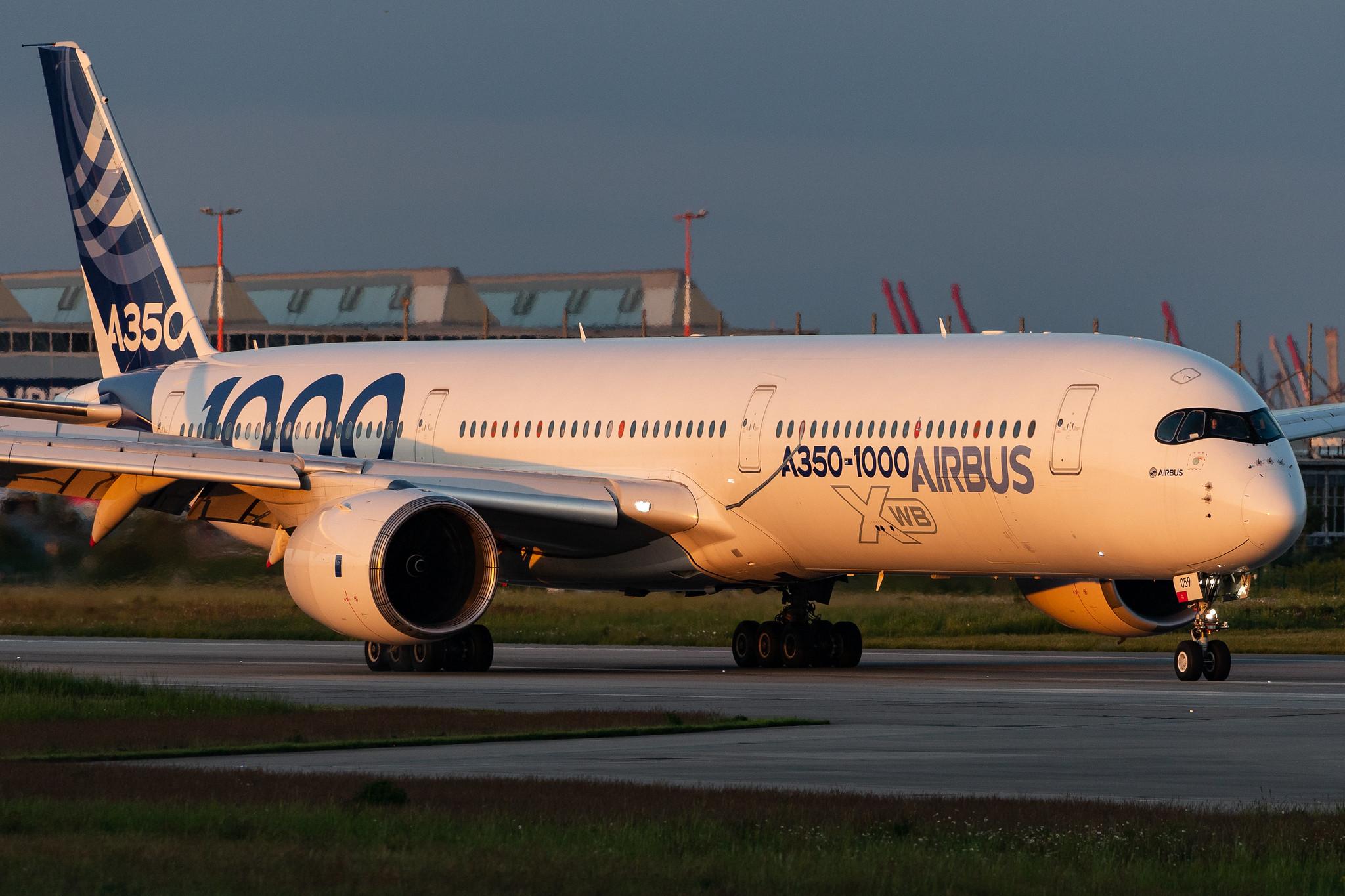 Hamburg Finkenwerder: Airbus (/ AIB) |  Airbus A350-1041 A35K | F-WMIL | MSN 059