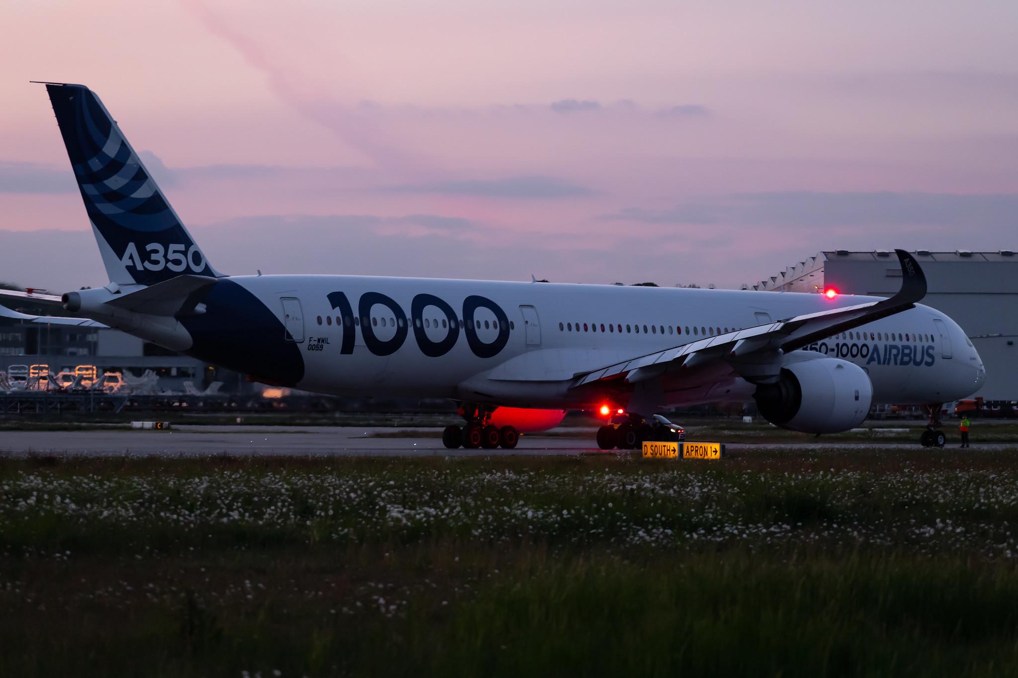 Hamburg Finkenwerder: Airbus (/ AIB) |  Airbus A350-1041 A35K | F-WMIL | MSN 059