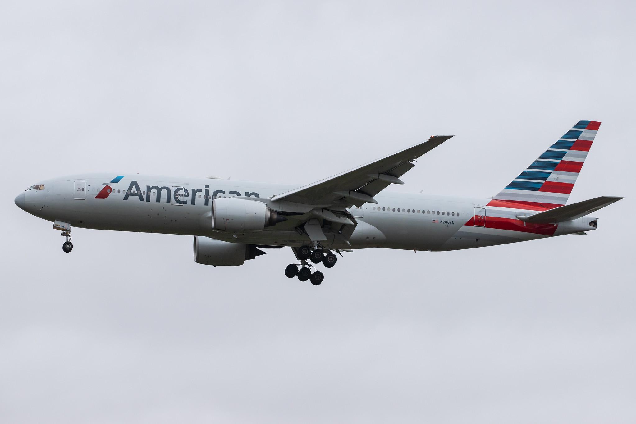 London Heathrow Airport: American Airlines (AA / AAL) |  Boeing 777-223(ER) B772 | N780AN | MSN 29956