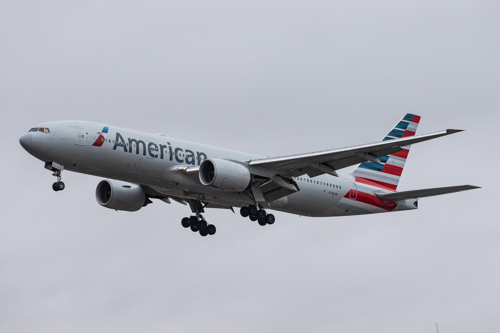 London Heathrow Airport: American Airlines (AA / AAL) |  Boeing 777-223(ER) B772 | N780AN | MSN 29956