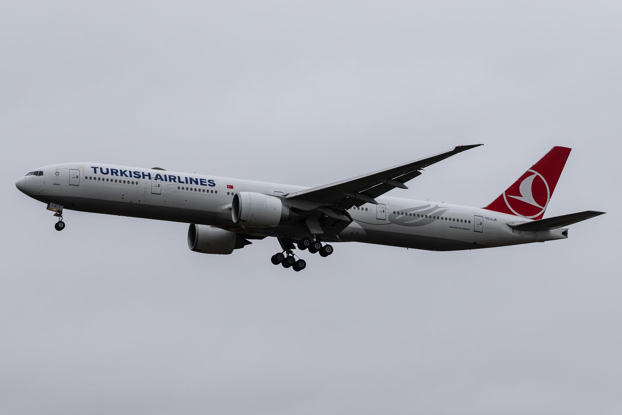 London Heathrow Airport: Turkish Airlines (TK / THY) |  Boeing 777-3F2(ER) B77W | TC-LJE | MSN 44126
