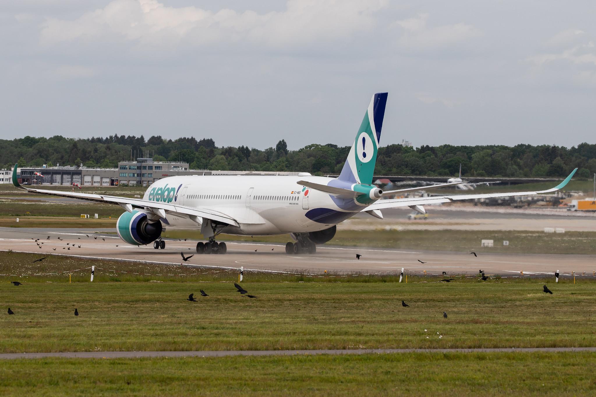 Hamburg Airport: Evelop Airlines (E9 / EVE) |  Airbus A350-941 A359 | EC-NBO | MSN 293