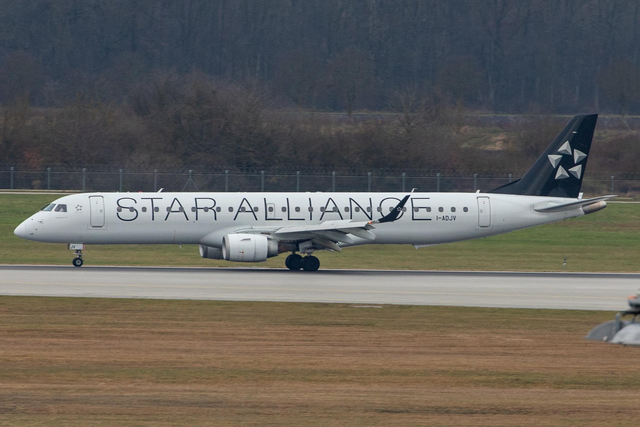 Munich Airport: Air Dolomiti (EN / DLA) |  Livery: Star Alliance Livery |  Embraer E195LR E195 | I-ADJV | MSN 19000308