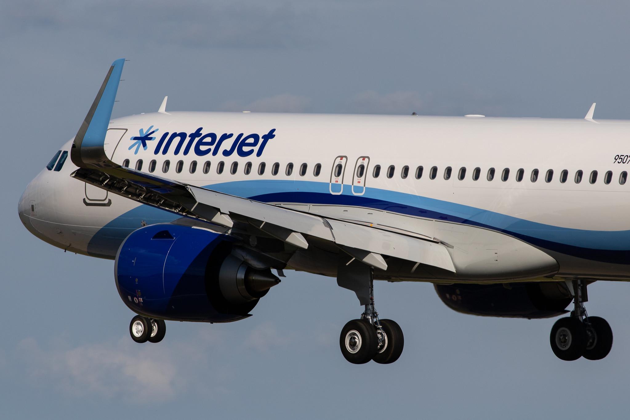 Hamburg Airport: Interjet (4O / AIJ) |  Airbus A320-251N A20N | D-AUBT | MSN 9507