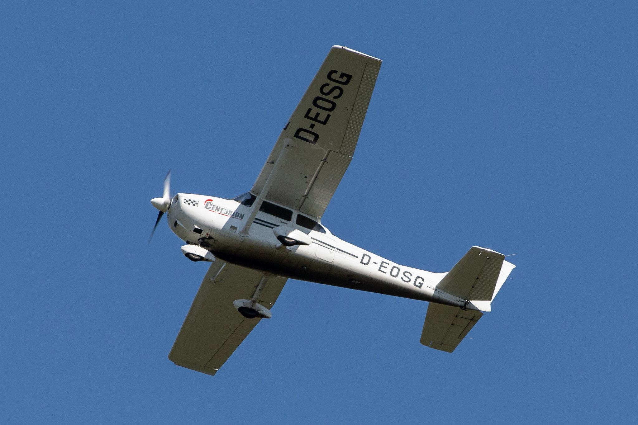 Hamburg Airport: Private Owner |  Cessna 172R Skyhawk II C172 | D-EOSG | MSN 17281200