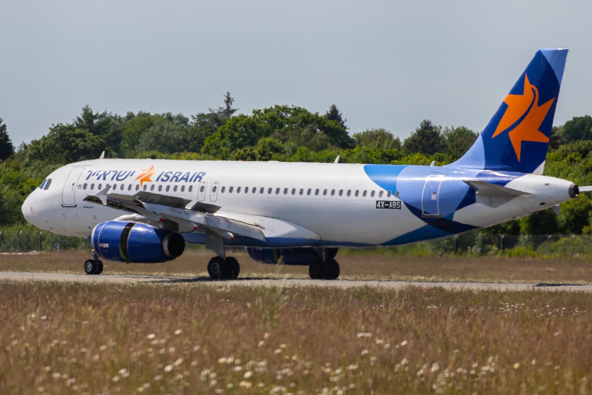 Hamburg Airport: IsrAir (6H / ISR) | Operator: Israir Airlines |  Airbus A320-232 A320 | 4X-ABS | MSN 2728