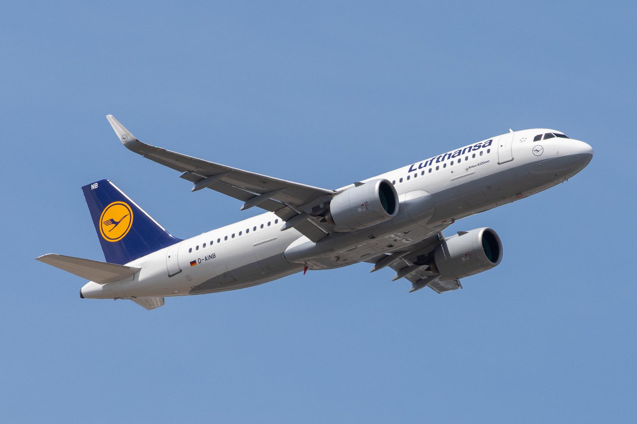 Frankfurt Airport: Lufthansa (LH / DLH) |  Airbus A320-271N A20N | D-AINB | MSN 6864