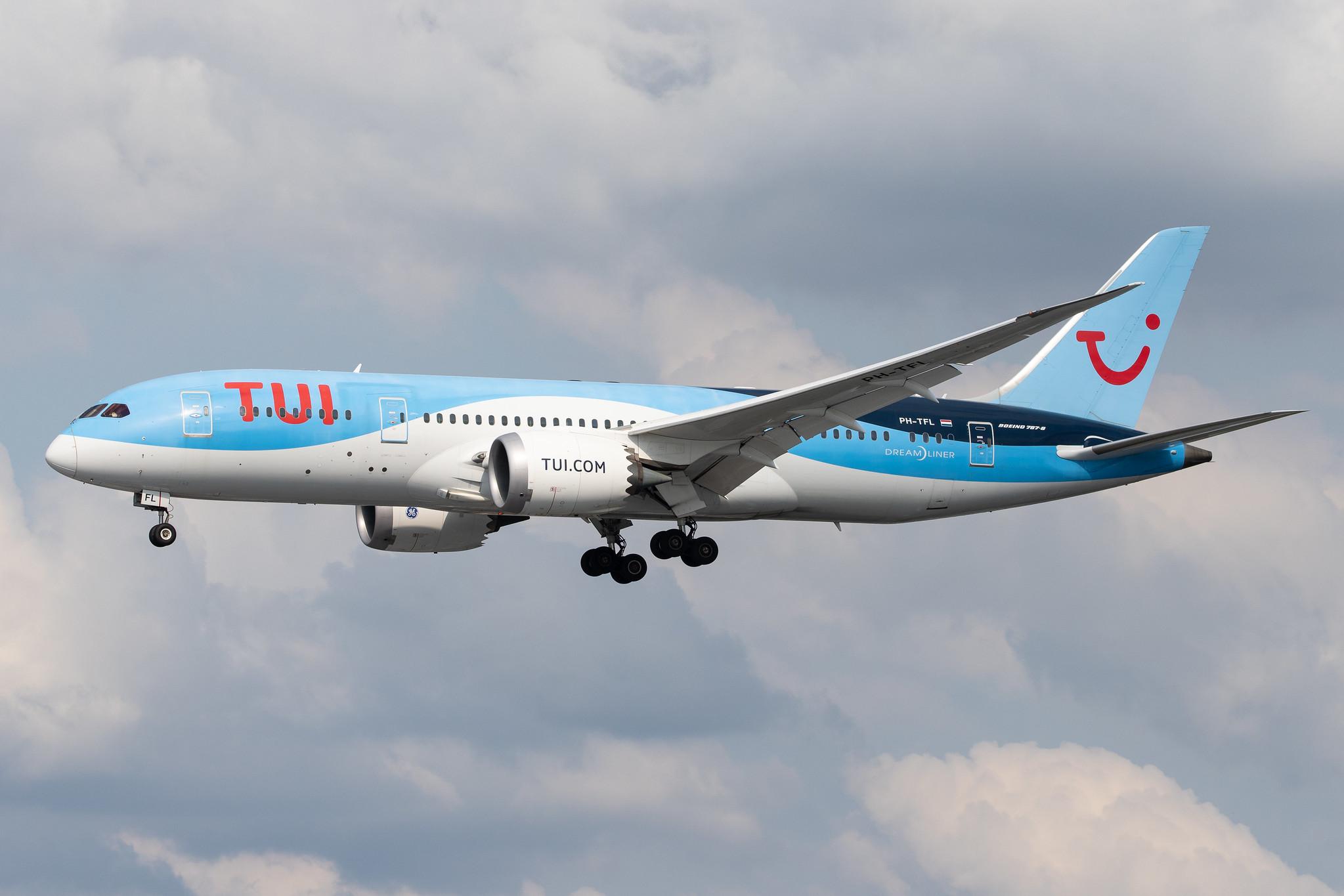 Hamburg Airport: TUI (X3 / TUI) | Operator: TUI fly Netherlands |  Boeing 787-8 Dreamliner B788 | PH-TFL | MSN 37228
