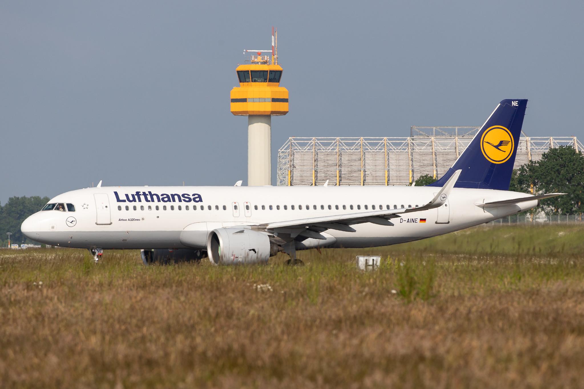 Hamburg Airport: Lufthansa (LH / DLH) |  Airbus A320-271N A20N | D-AINE | MSN 7103