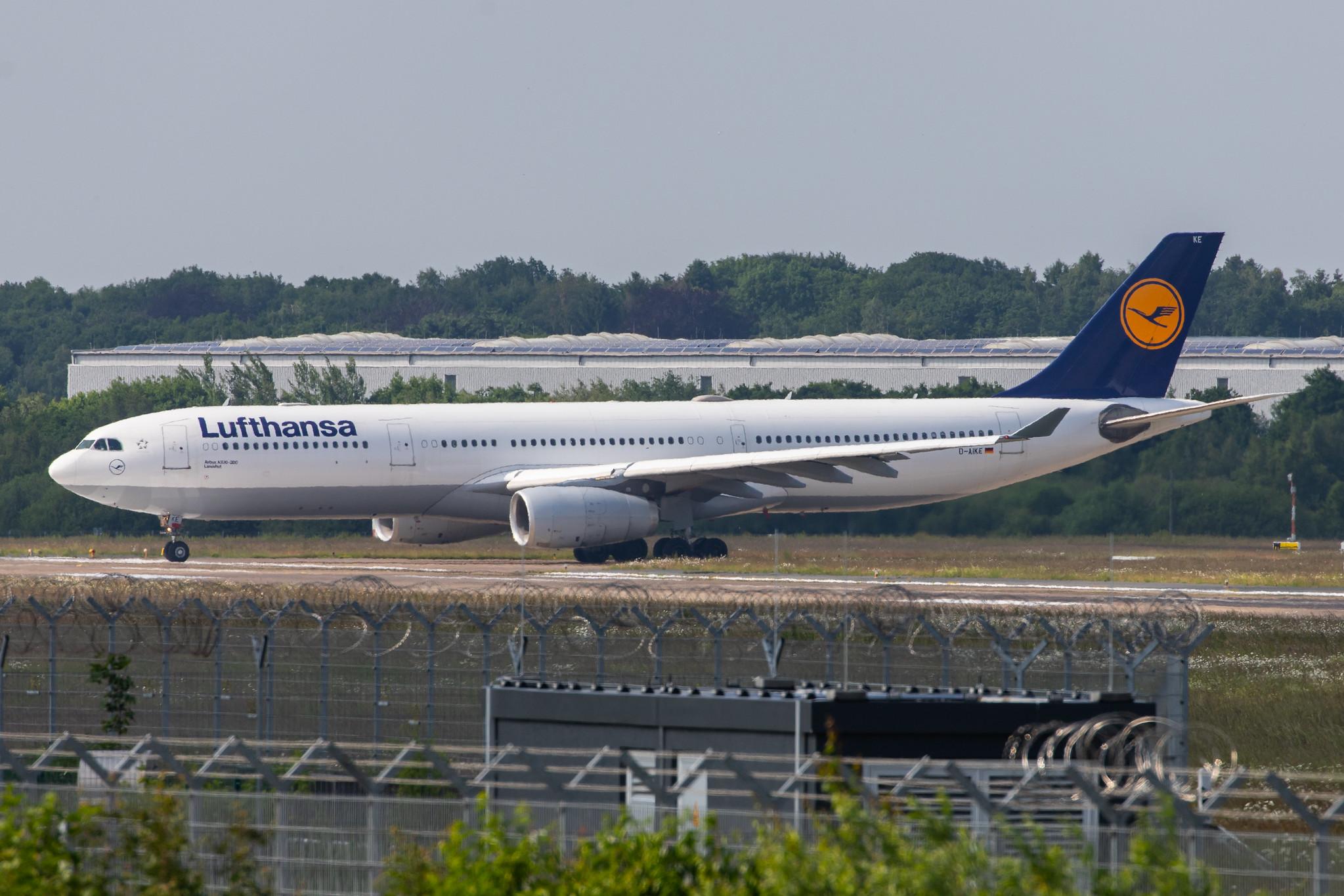 Hamburg Airport: Lufthansa (LH / DLH) |  Airbus A330-343 A333 | D-AIKE | MSN 0636