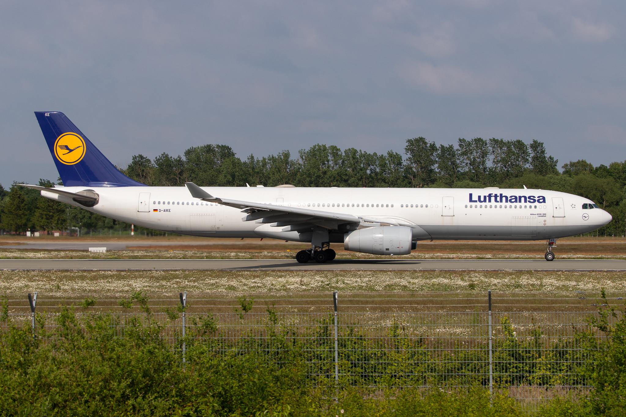 Hamburg Airport: Lufthansa (LH / DLH) |  Airbus A330-343 A333 | D-AIKE | MSN 0636