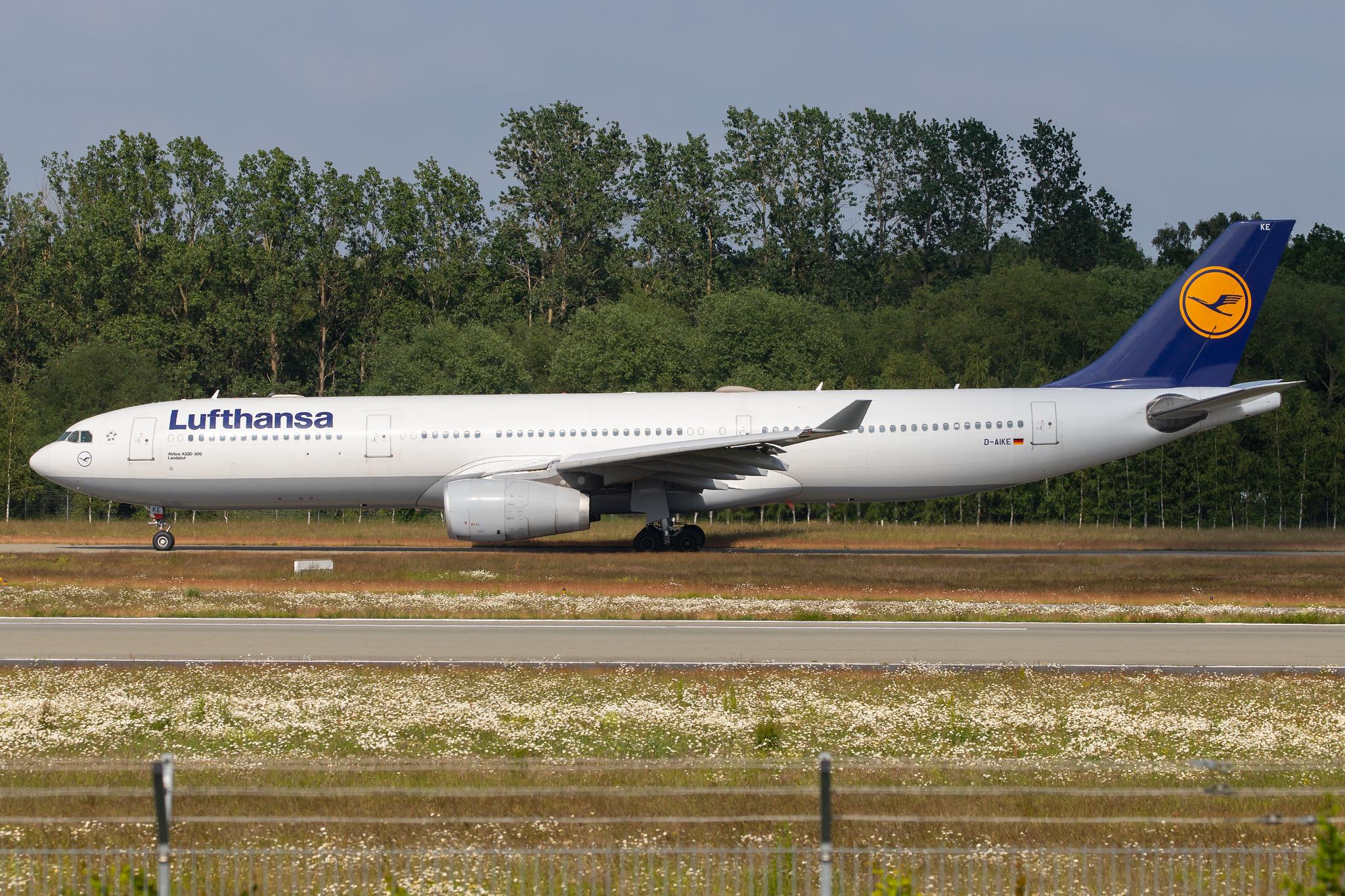 Hamburg Airport: Lufthansa (LH / DLH) |  Airbus A330-343 A333 | D-AIKE | MSN 0636