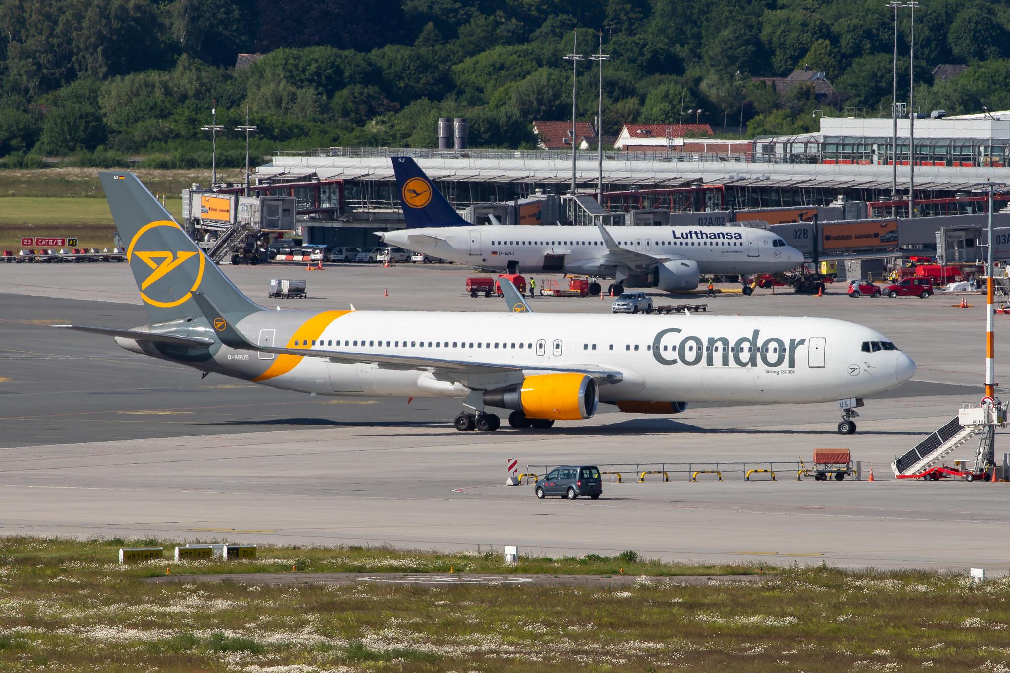 Hamburg Airport: Condor (DE / CFG) |  Boeing 767-38E(ER) B763 | D-ABUS | MSN 30840