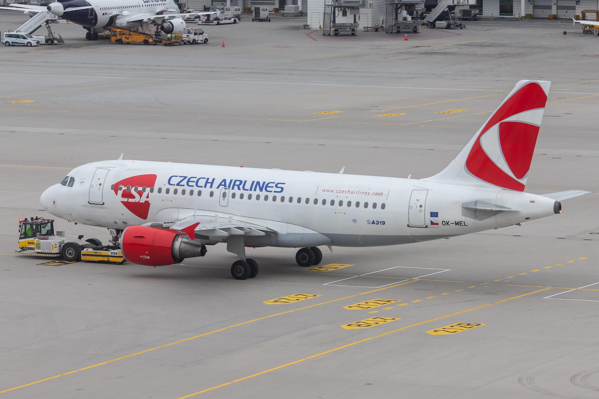 Munich Airport: Czech Airlines (OK / CSA) |  Airbus A319-112 A319 | OK-MEL | MSN 3094
