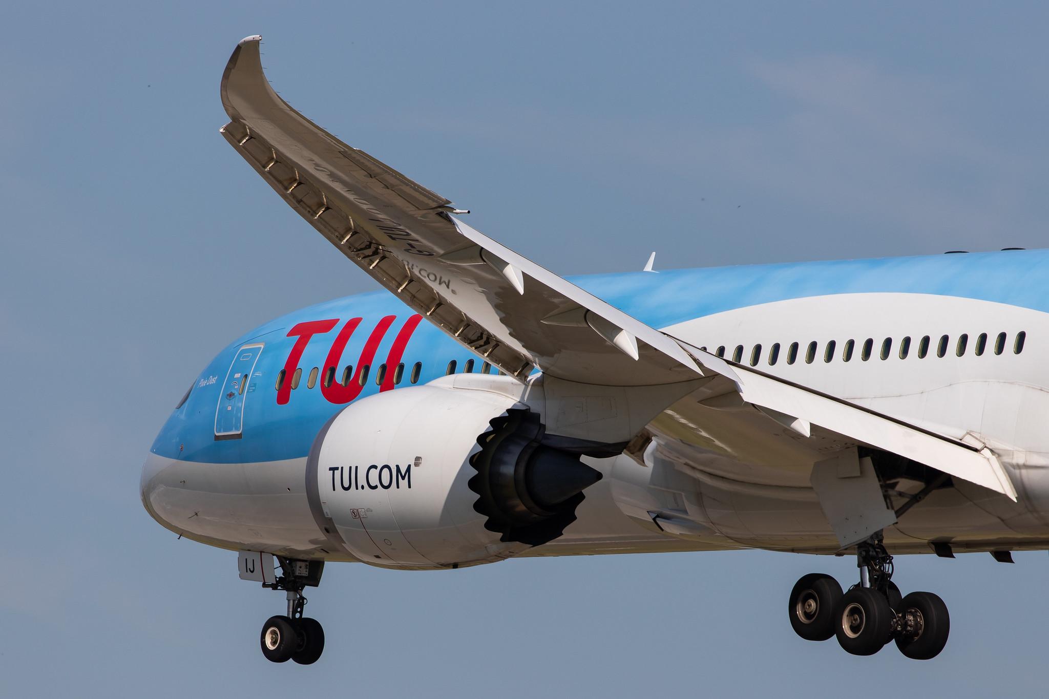 Hamburg Airport: TUI (X3 / TUI) | Operator: TUI Airways |  Boeing 787-9 Dreamliner B789 | G-TUIJ | MSN 44578