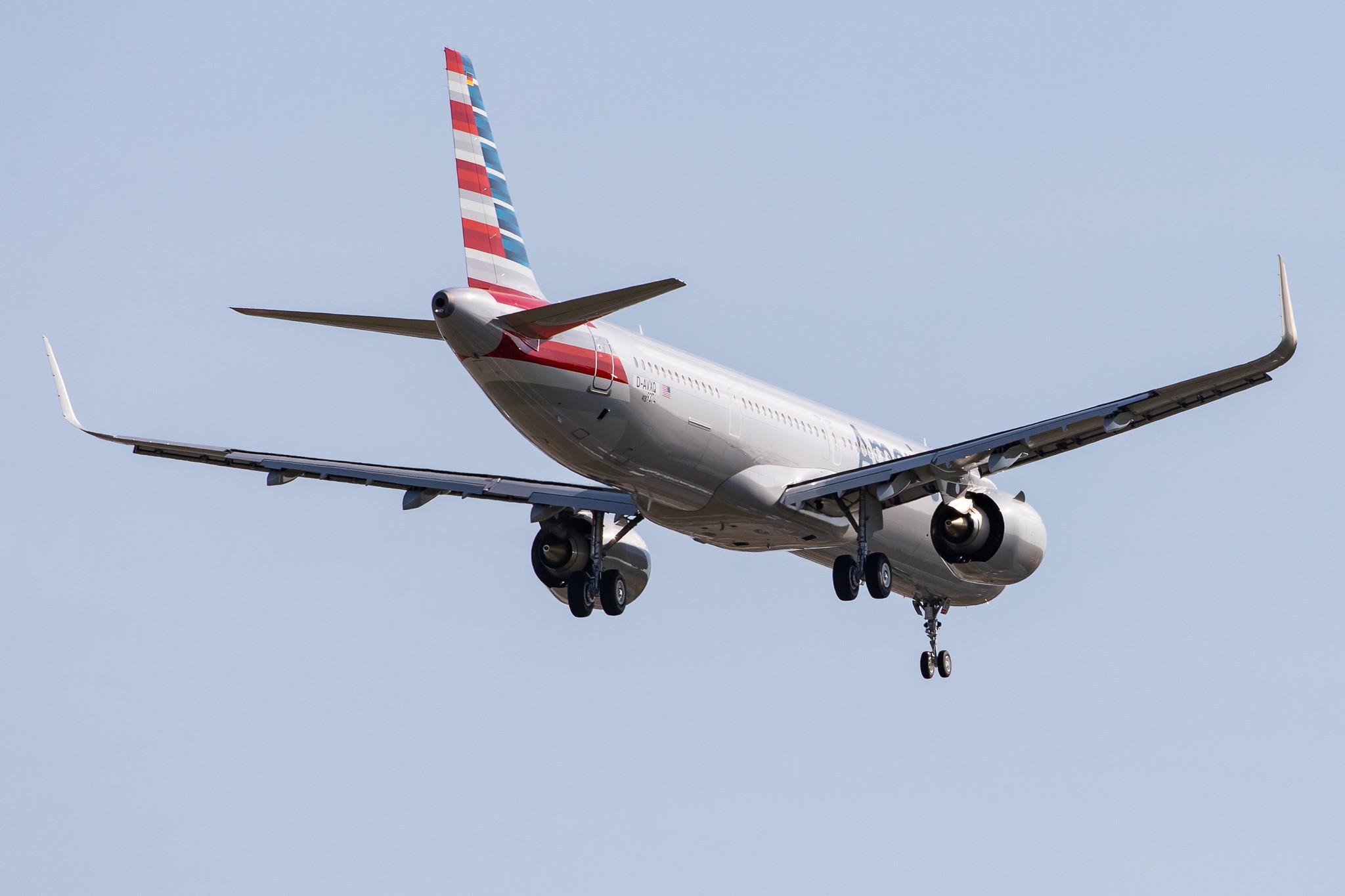 Hamburg Airport: American Airlines (AA / AAL) |  Airbus A321-253NX A21N | D-AVXQ | MSN 9374 (N413AN)