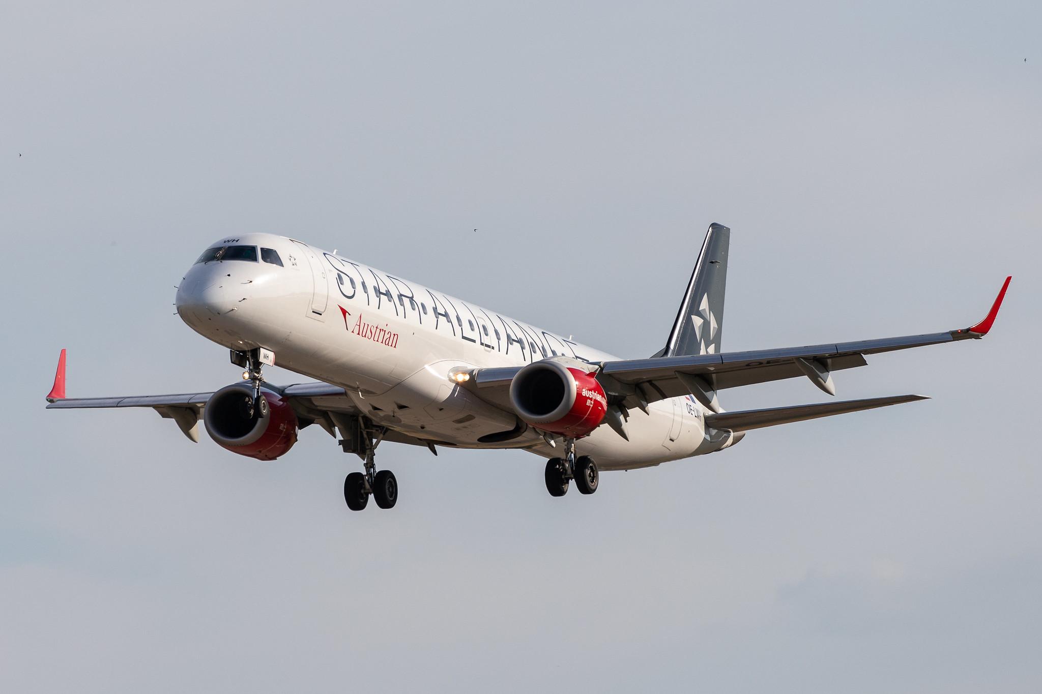Hamburg Airport: Austrian Airlines (OS / AUA) |  Livery: Star Alliance Livery |  Embraer E195LR E195 | OE-LWH | MSN 19000486