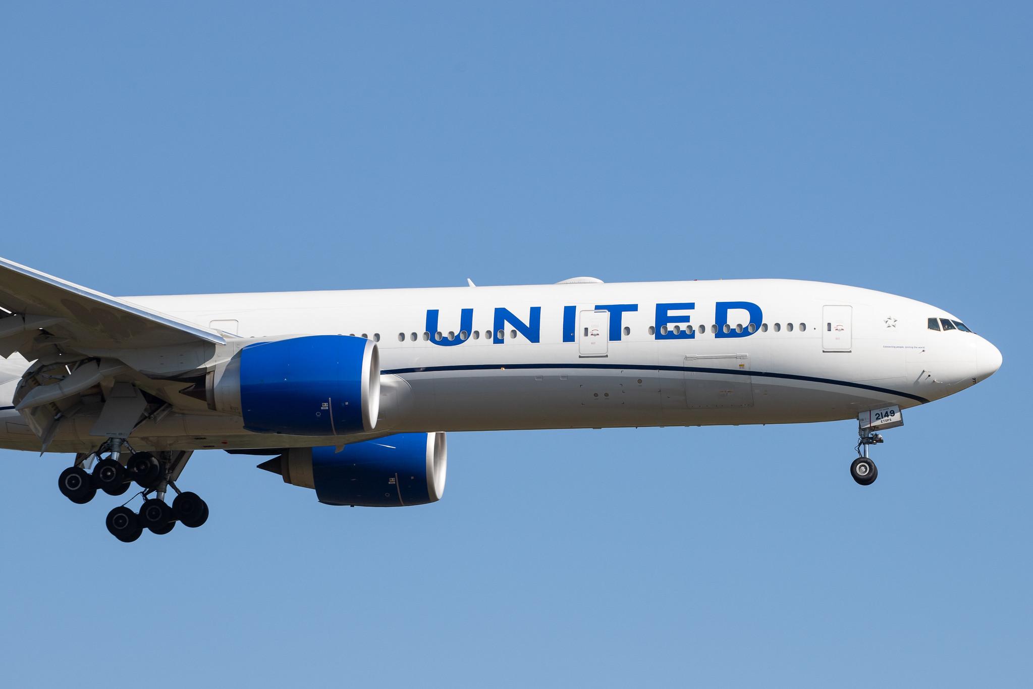Frankfurt Airport: United Airlines (UA / UAL) |  Boeing 777-300(ER) B77W | N2749U | MSN 66589