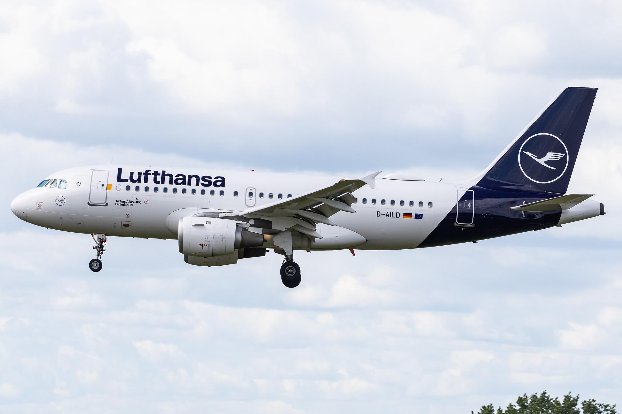 Hamburg Airport: Lufthansa (LH / DLH) |  Airbus A319-114 A319 | D-AILD | MSN 0623