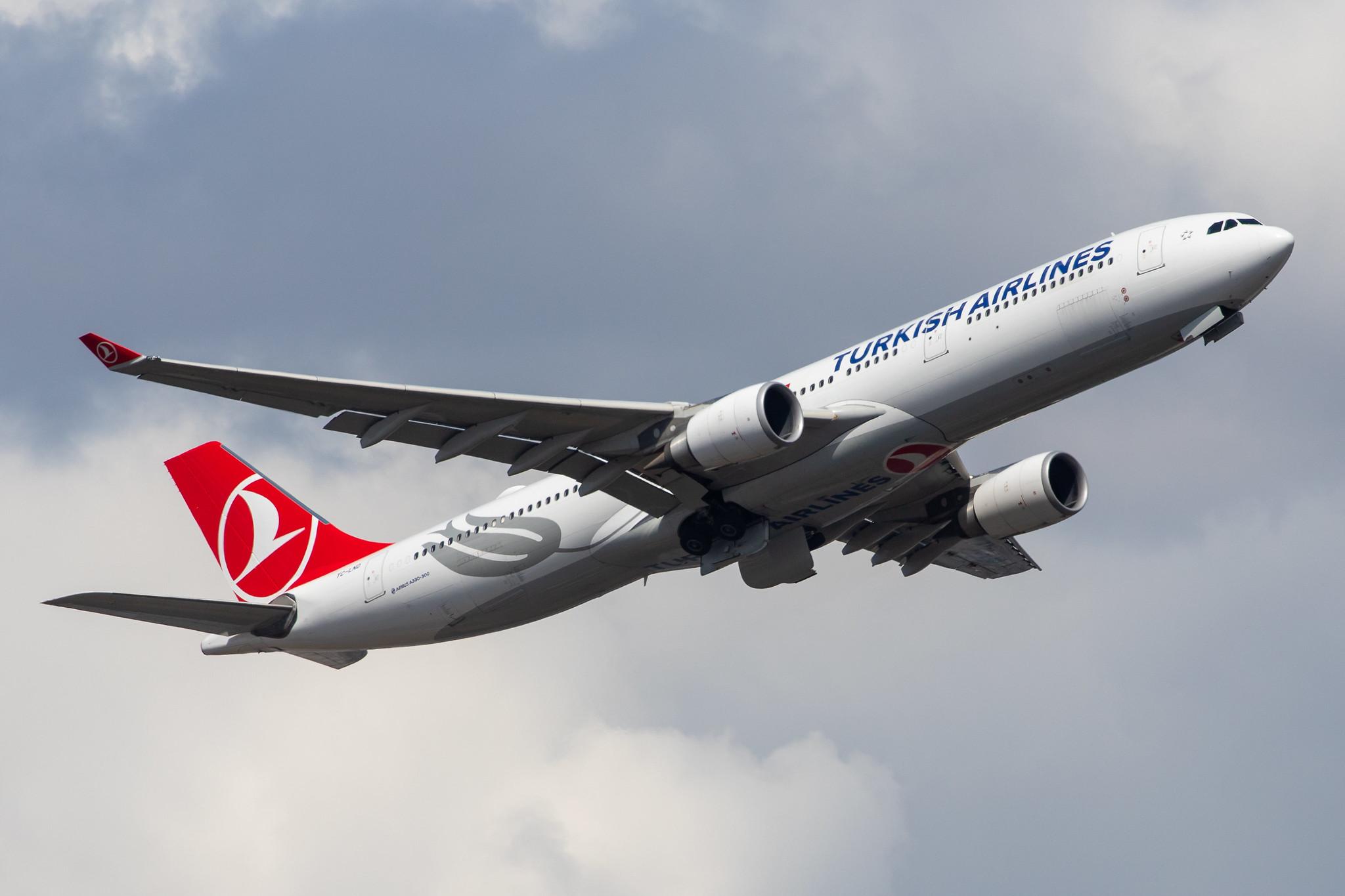 Frankfurt Airport: Turkish Airlines (TK / THY) |  Airbus A330-303 A333 | TC-LND | MSN 1704
