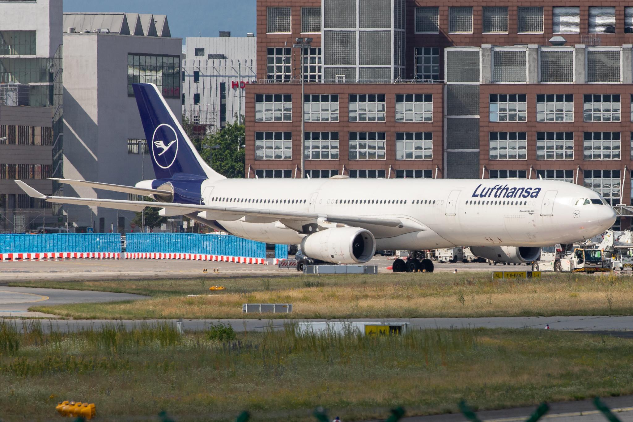 Frankfurt Airport: Lufthansa (LH / DLH) |  Airbus A330-343 A333 | D-AIKD | MSN 0629