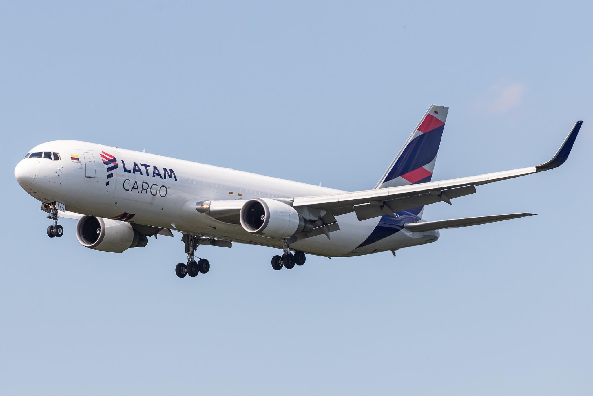 Frankfurt Airport: LATAM Cargo (UC / LCO) | Operator: LATAM Cargo Colombia |  Boeing 767-316(ER)(BCF) B763 | N538LA | MSN 34628