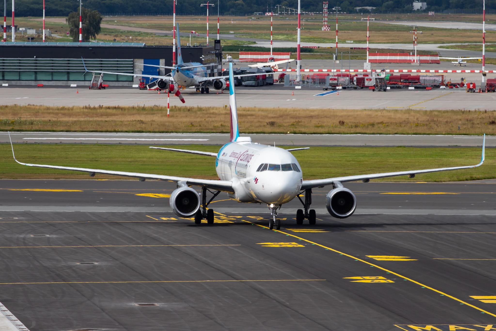 Hamburg Airport: Eurowings (EW / EWG) |  Livery: Boomerang Club Livery |  Airbus A320-214 A320 | D-AEWM | MSN 7259