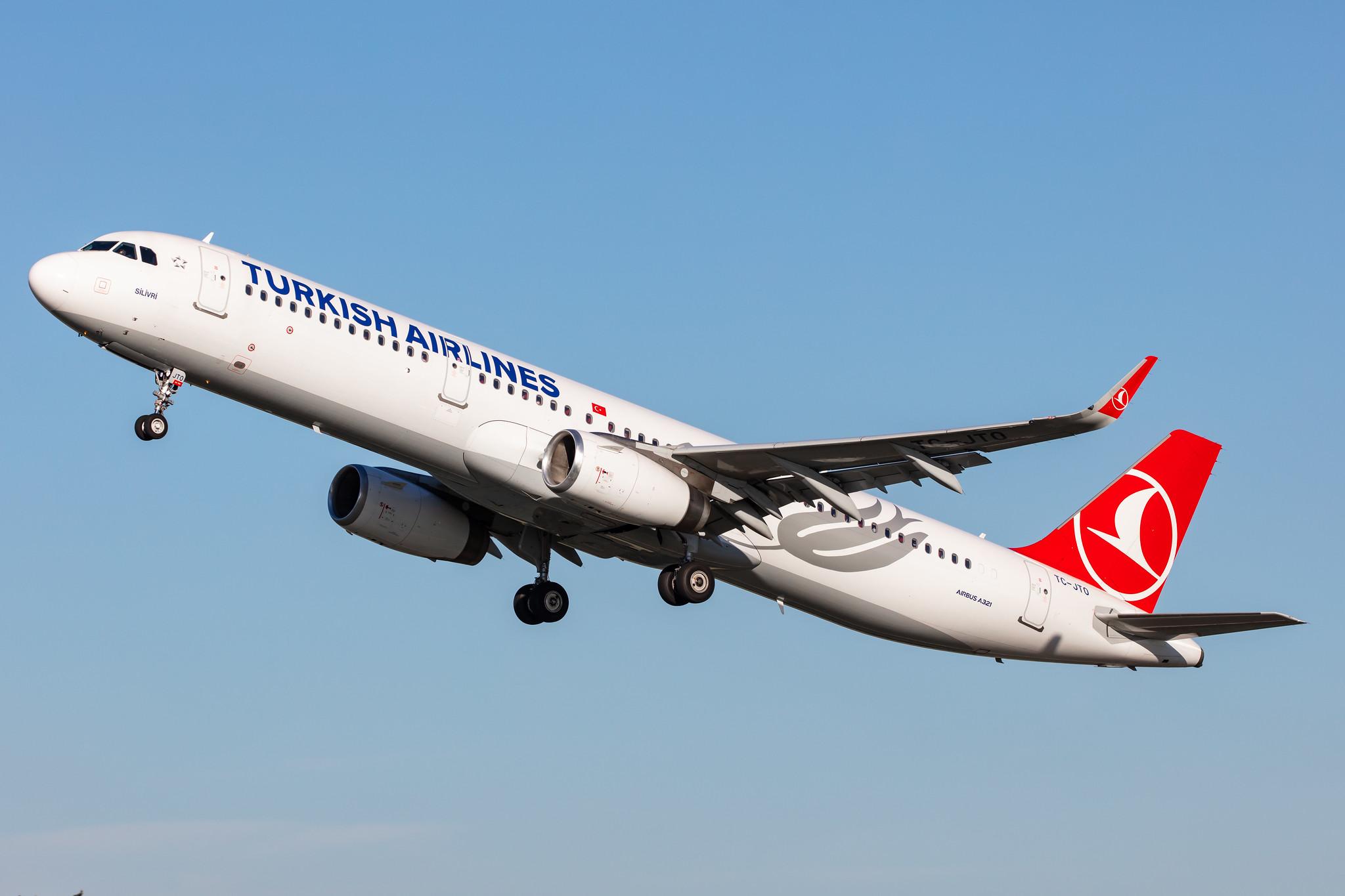 Hamburg Airport: Turkish Airlines (TK / THY) |  Airbus A321-231 A321 | TC-JTO | MSN 7299