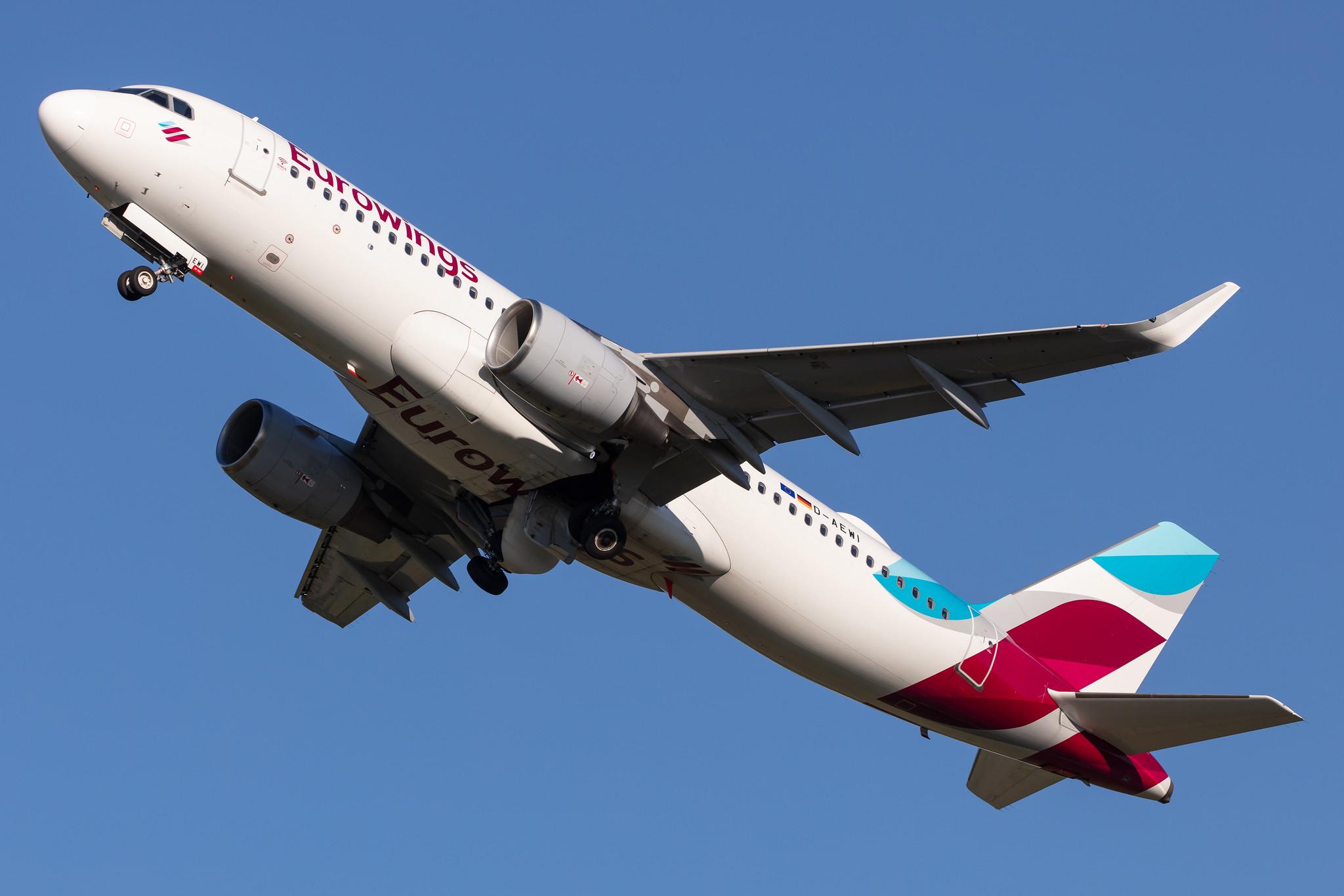 Hamburg Airport: Eurowings (EW / EWG) |  Airbus A320-214 A320 | D-AEWI | MSN 7210