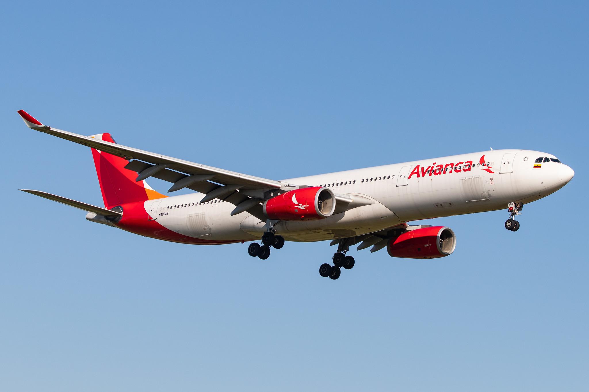 Hamburg Airport: Avianca (AV / AVA) |  Airbus A330-343 A333 | N803AV | MSN 1357