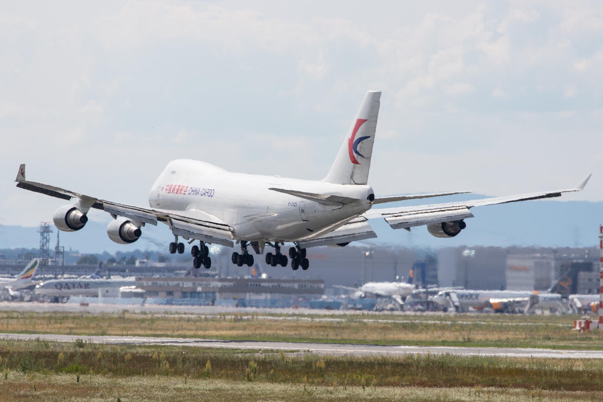 Frankfurt Airport: China Cargo Airlines (CK / CKK) |  Boeing 747-40BF(ER) B744 | B-2425 | MSN 35207
