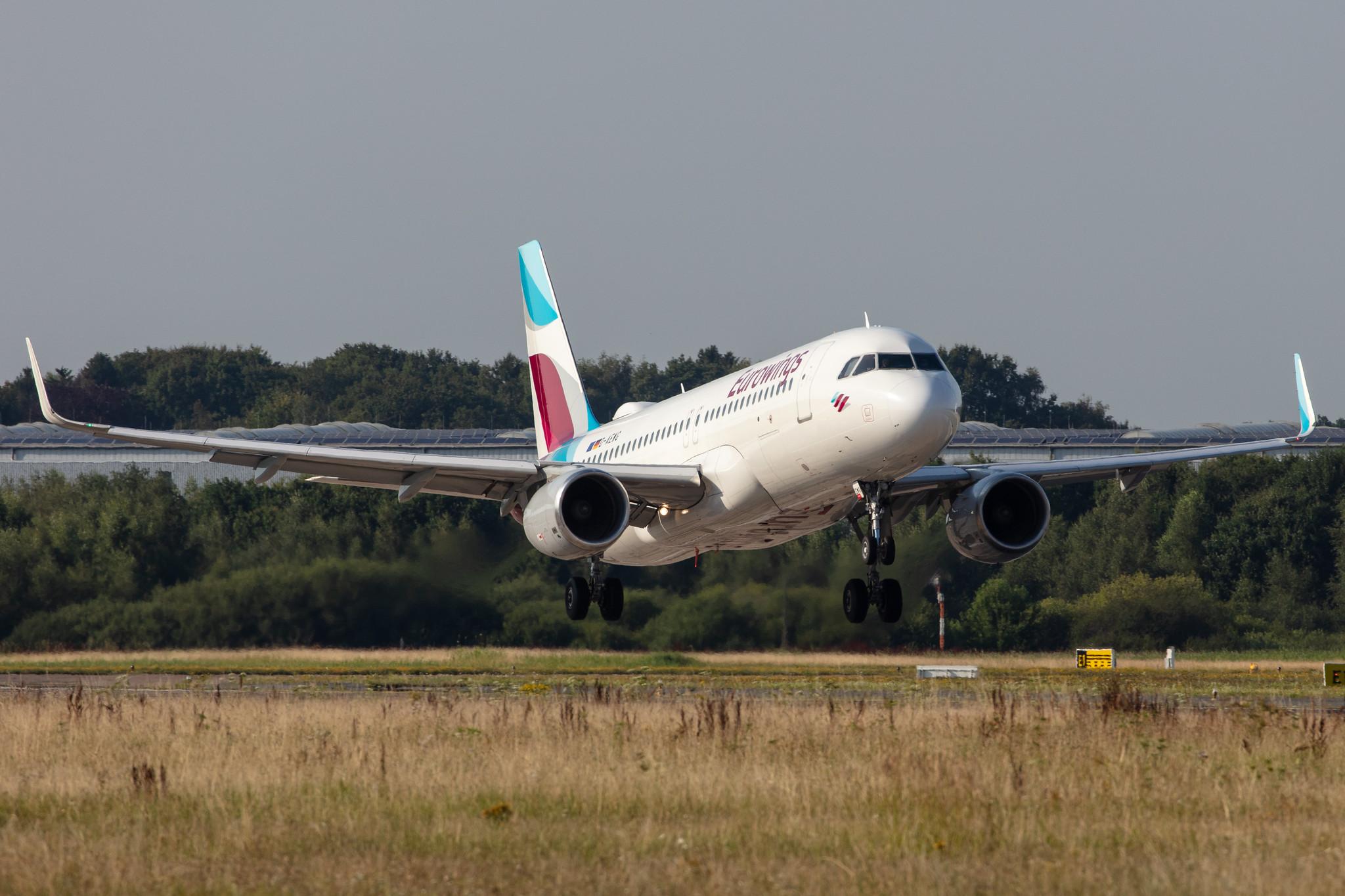Hamburg Airport: Eurowings (EW / EWG) |  Airbus A320-214 A320 | D-AEWG | MSN 7121