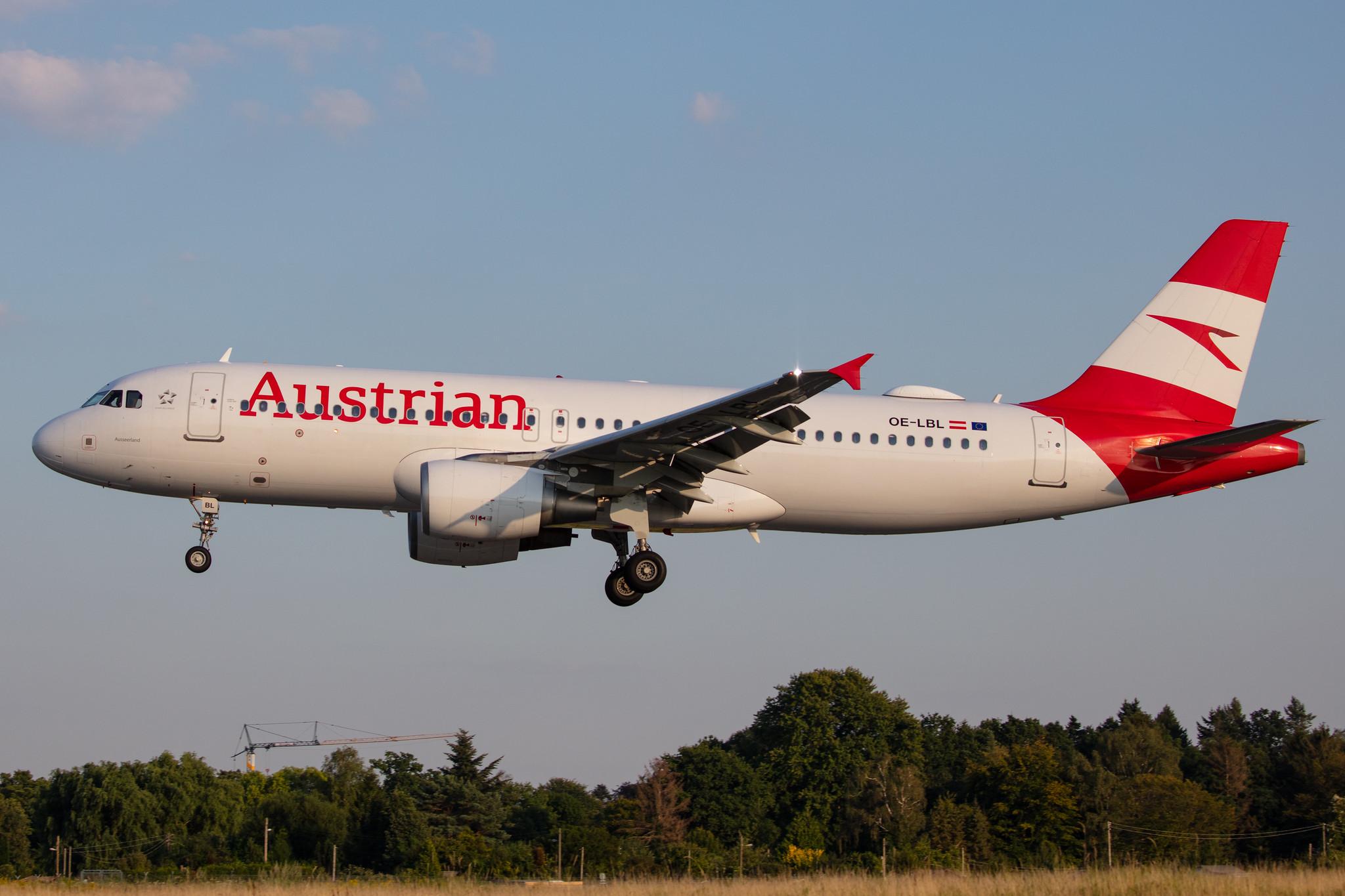 Hamburg Airport: Austrian Airlines (OS / AUA) |  Airbus A320-214 A320 | OE-LBL | MSN 2009