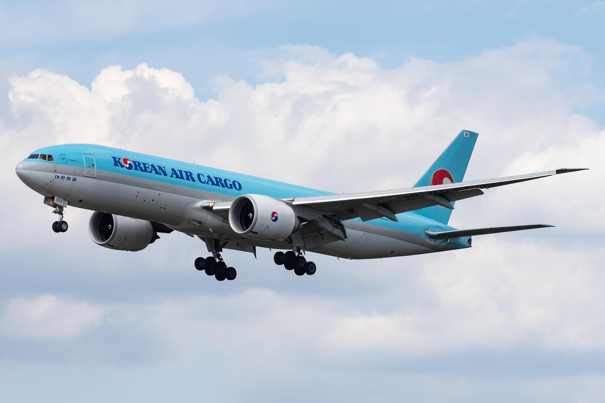 Frankfurt Airport: Korean Air Cargo (KE / KAL) | Operator: Korean Air |  Boeing 777-FB5 B77L | HL8077 | MSN 62697