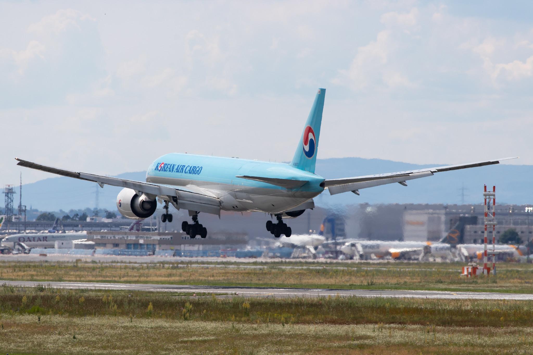 Frankfurt Airport: Korean Air Cargo (KE / KAL) | Operator: Korean Air |  Boeing 777-FB5 B77L | HL8077 | MSN 62697
