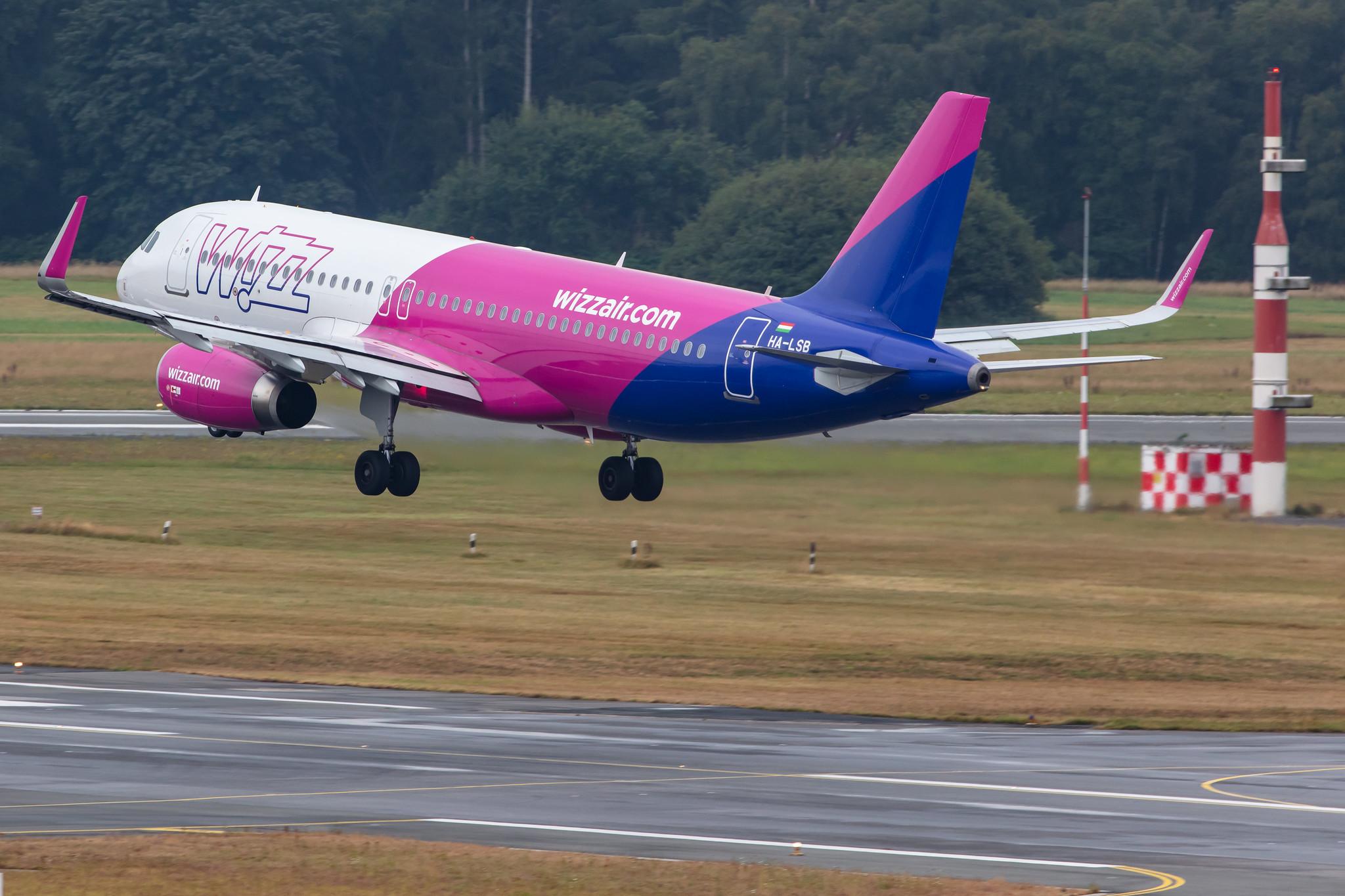 Hamburg Airport: Wizz Air (W6 / WZZ) |  Airbus A320-232 A320 | HA-LSB | MSN 8097