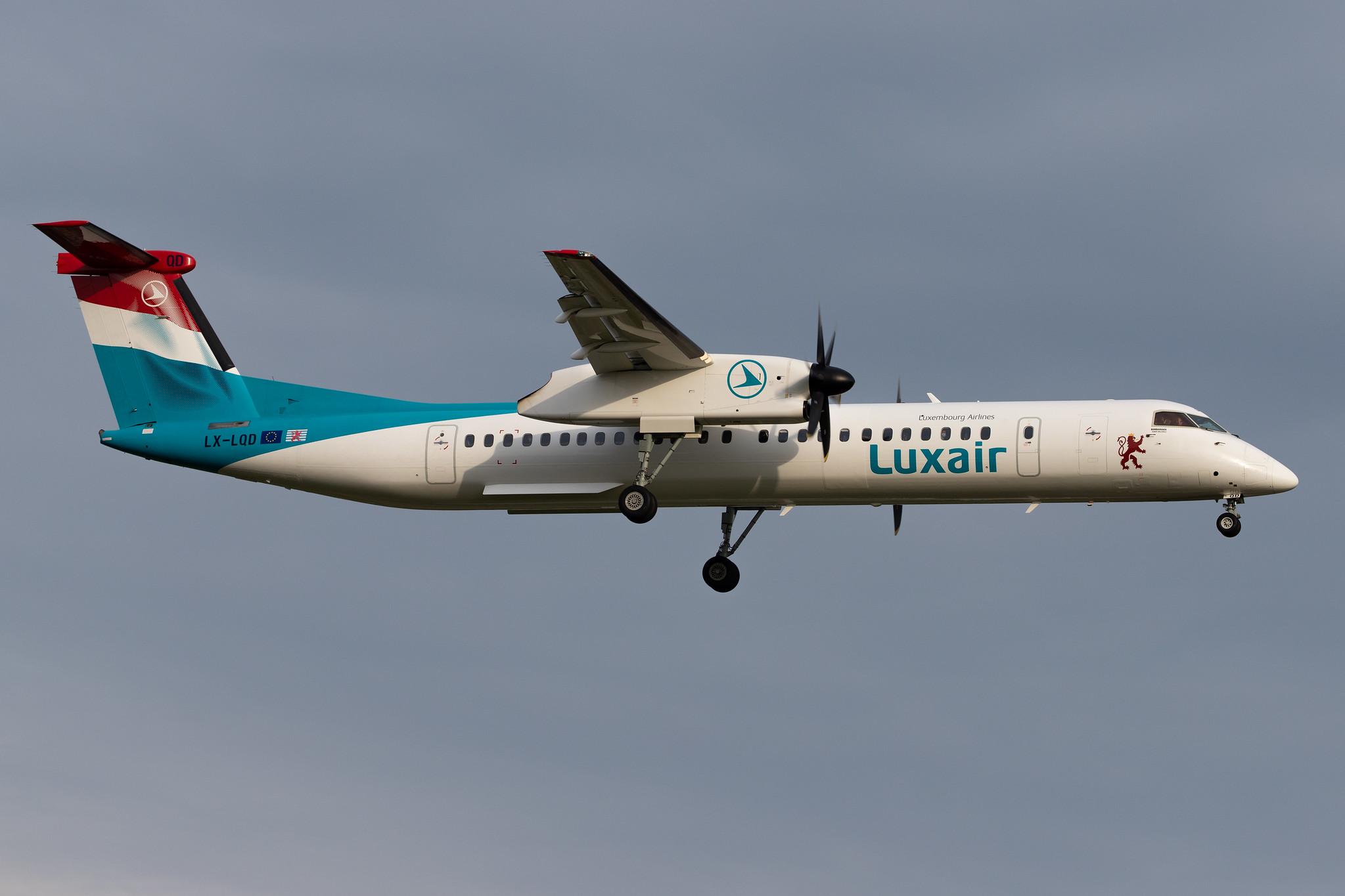 Hamburg Airport: Luxair (LG / LGL) |  De Havilland Canada Dash 8-400 DH8D | LX-LQD | MSN 4525