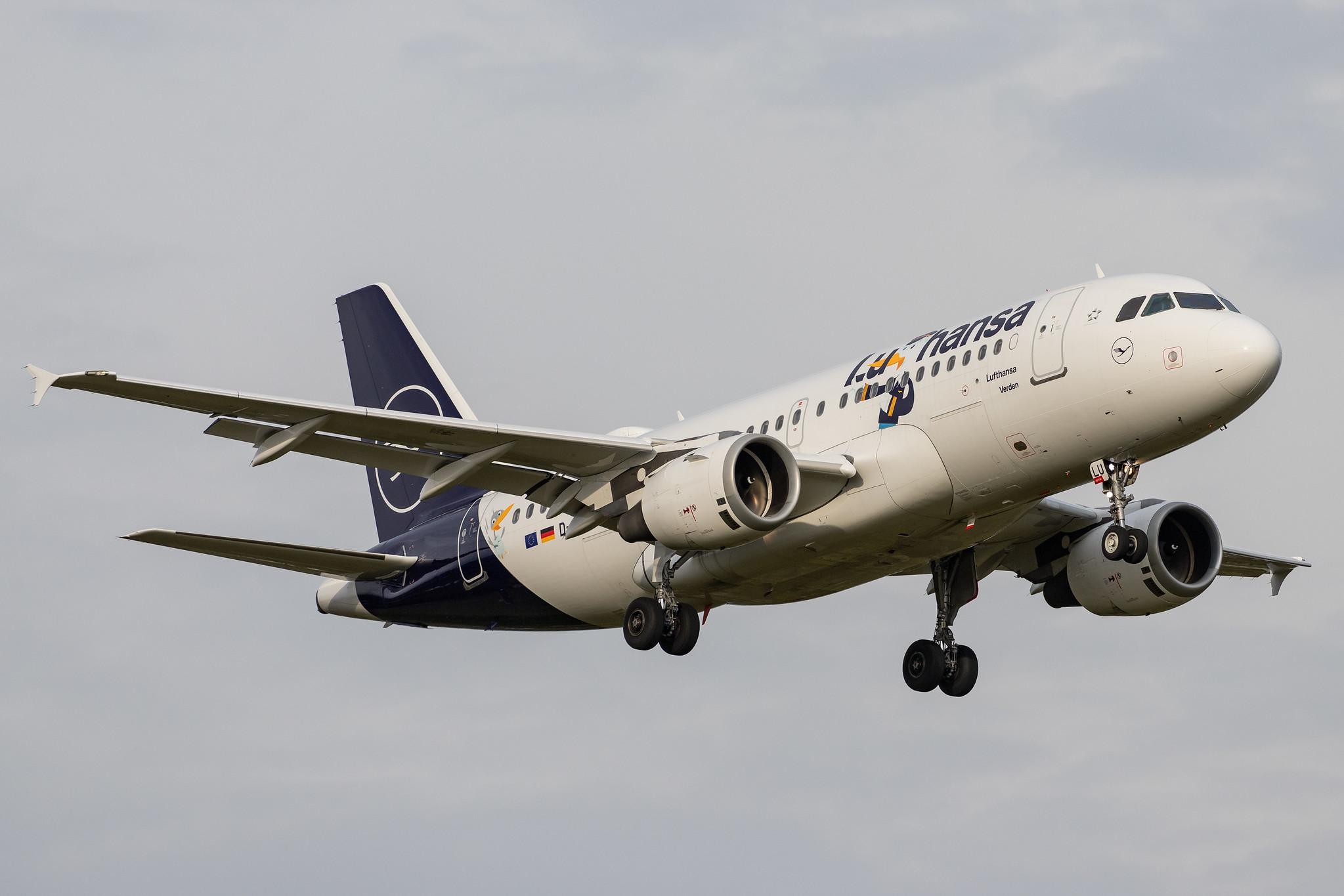 Hamburg Airport: Lufthansa (LH / DLH) |  Livery: Lu Sticker |  Airbus A319-114 A319 | D-AILU | MSN 0744