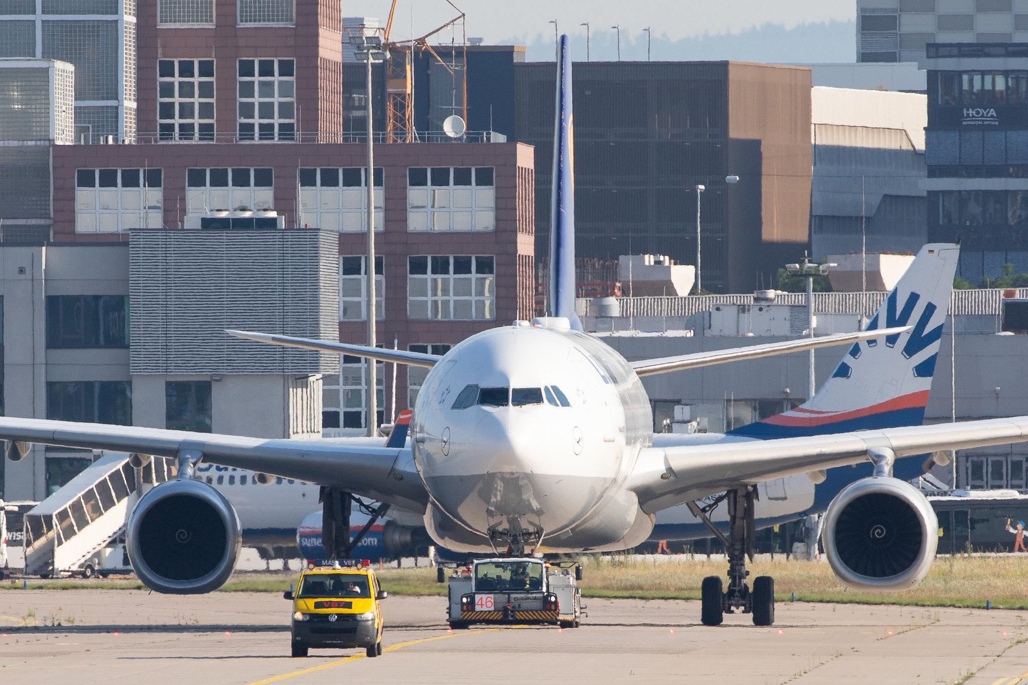 Frankfurt Airport: Lufthansa (LH / DLH) |  Airbus A330-343 A333 | D-AIKN | MSN 0922