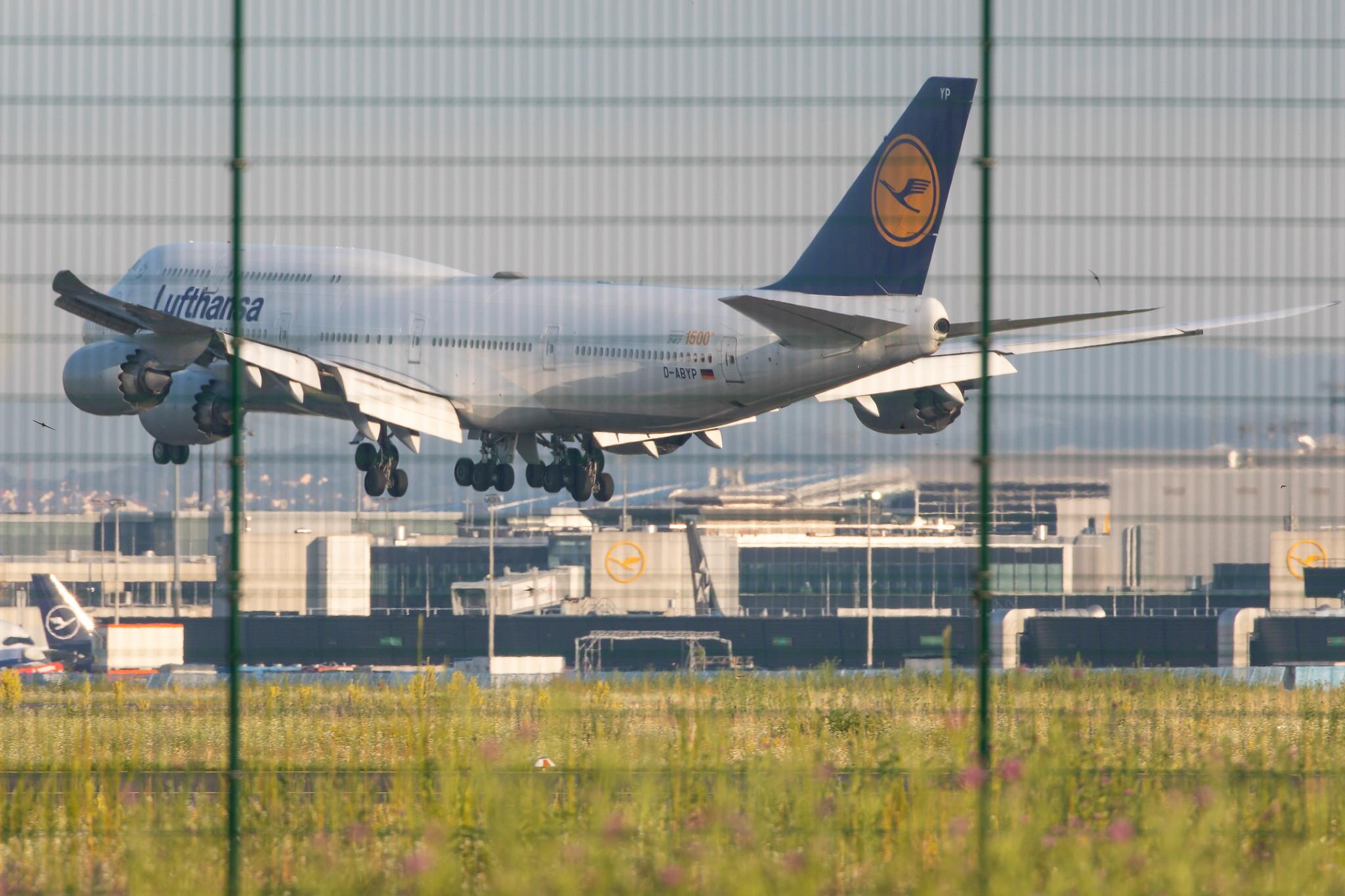 Frankfurt Airport: Lufthansa (LH / DLH) |  Boeing 747-830 B748 | D-ABYP | MSN 37839